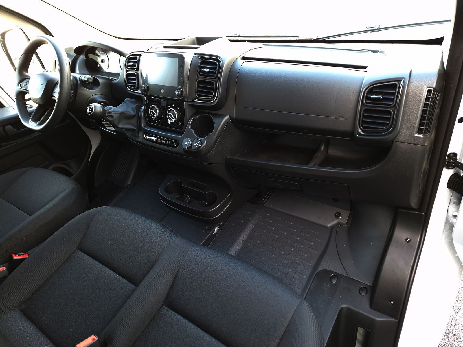 9 - Fiat Professional Ducato Maxi Cassonato L4 35 2.2 Diesel 140 Cv Manuale