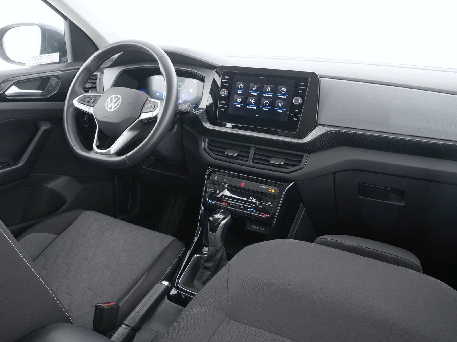 14 - Volkswagen T-Cross 1.0 tsi 115cv life dsg