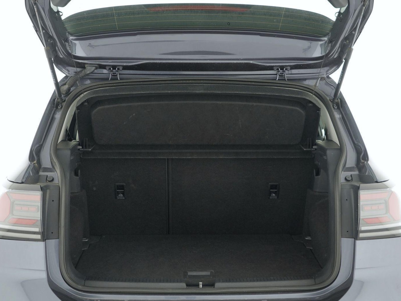 10 - Volkswagen T-Cross 1.0 tsi 115cv life dsg