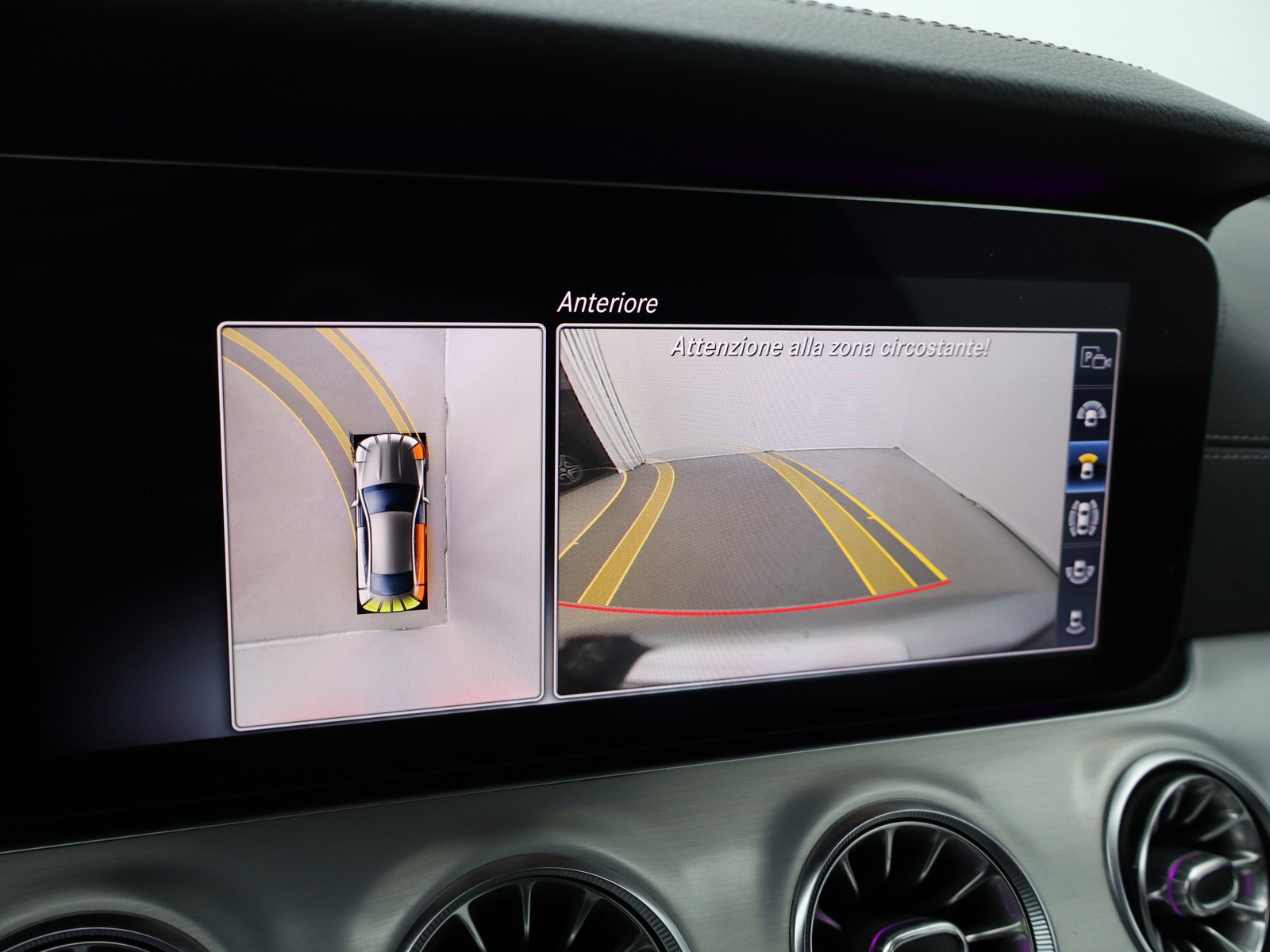 11 - Mercedes Classe E coupe 220 premium 4matic 9g-tronic plus