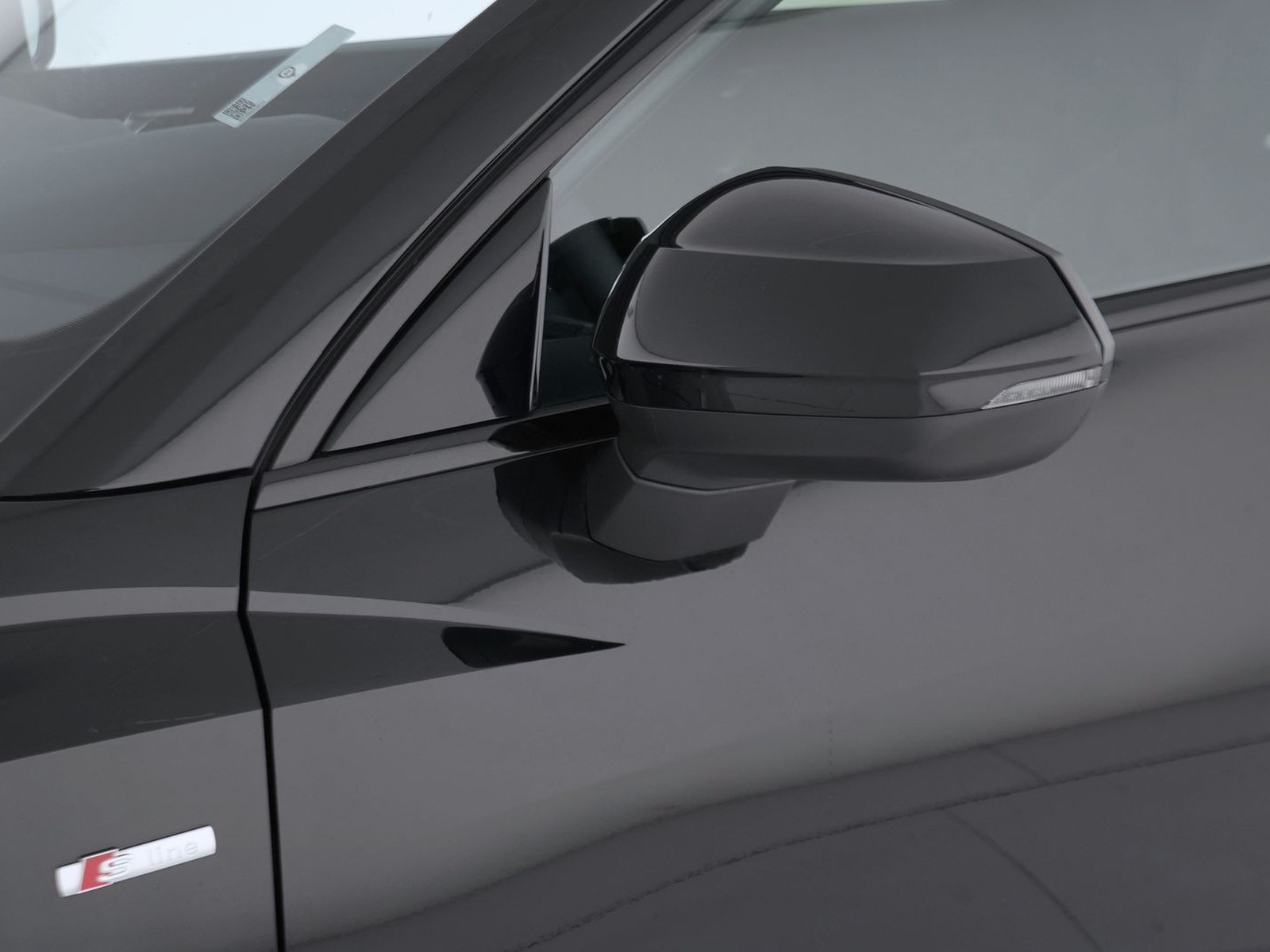 41 - Audi Q3 sportback 35 1.5 tfsi evo2 s line edition s tronic