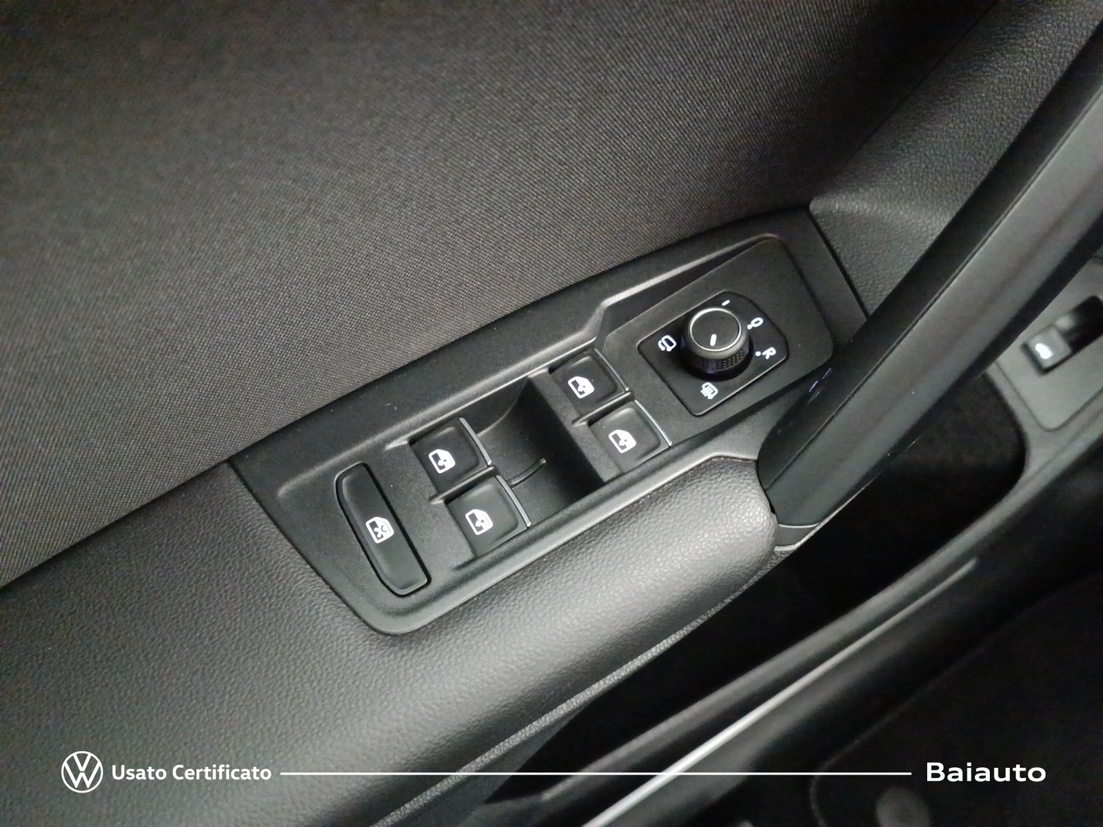 18 - Volkswagen Tiguan 1.5 tsi act 150cv elegance dsg