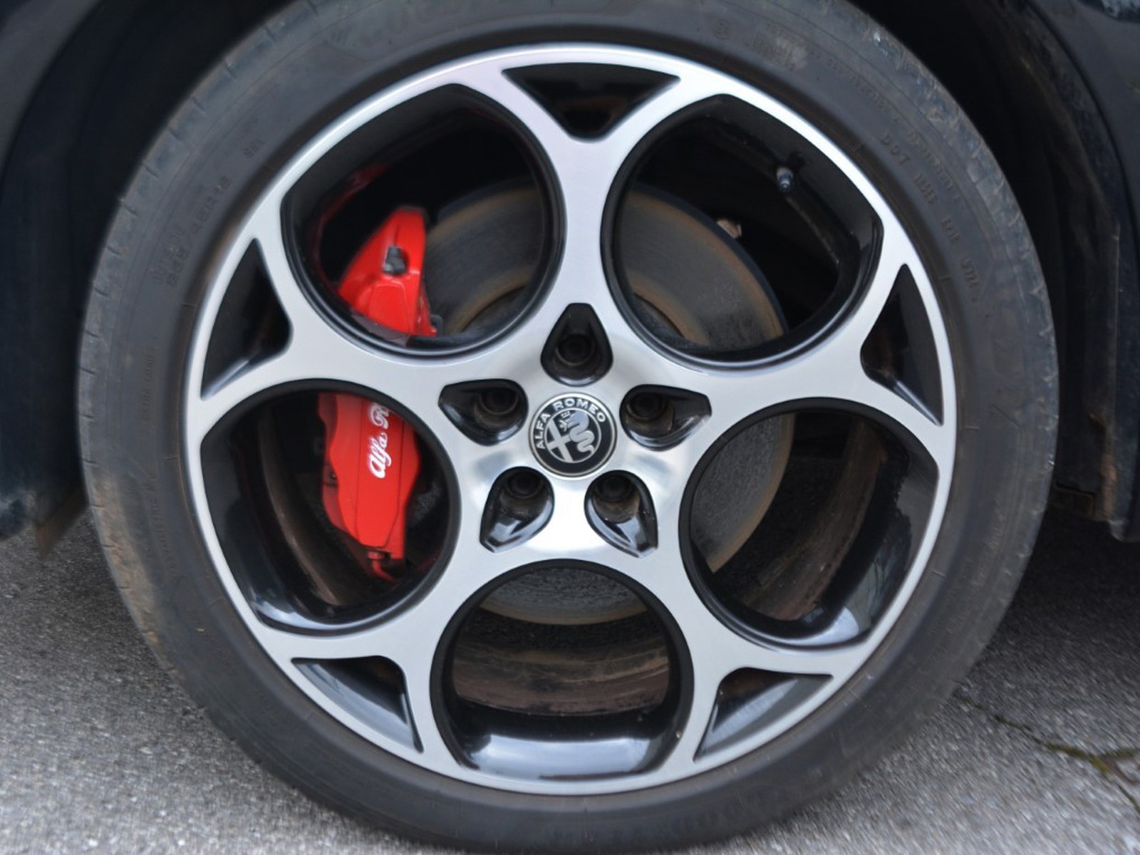 15 - Alfa Romeo Tonale 1.5 hybrid 160cv veloce tct7