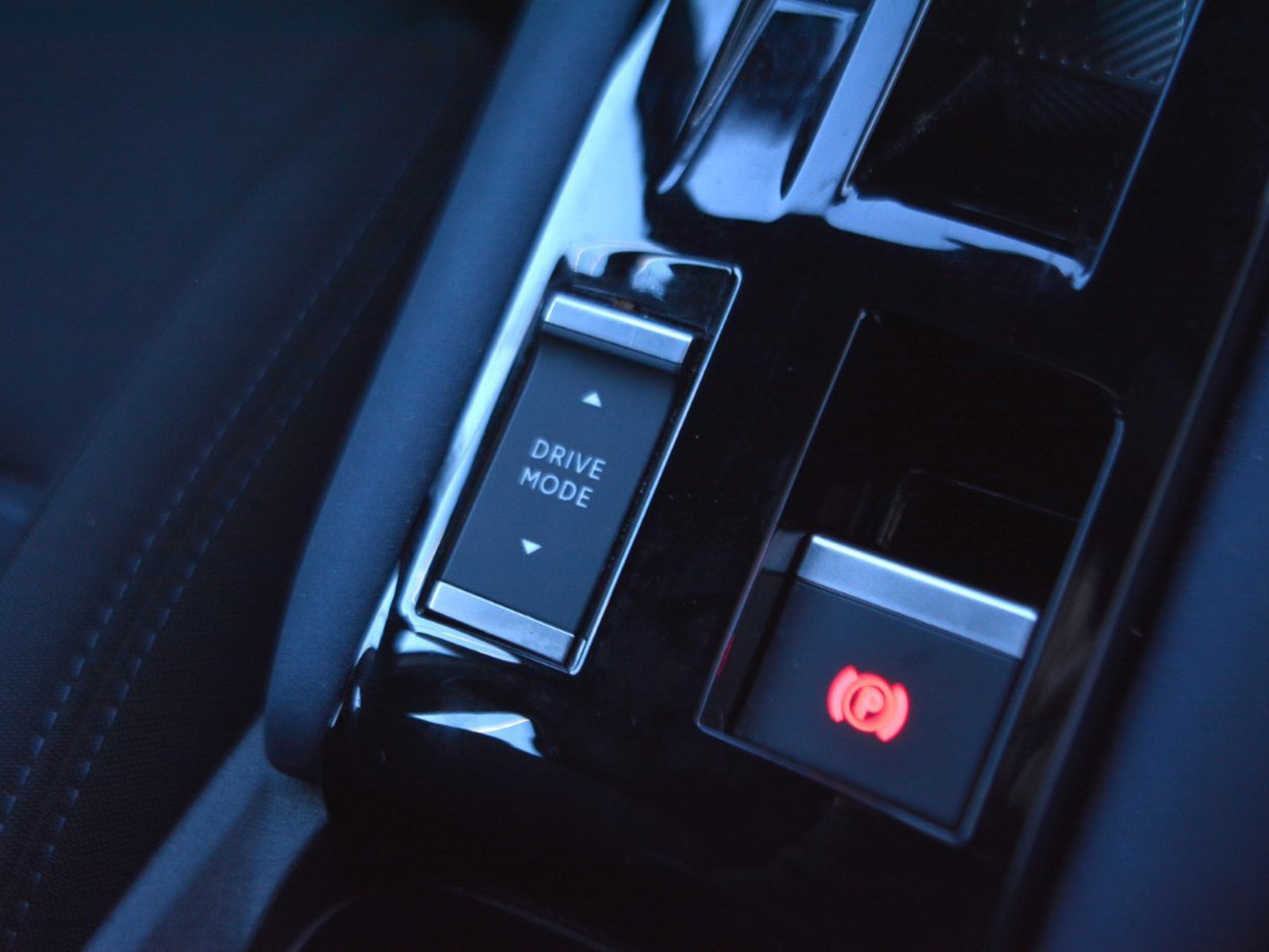 18 - Alfa Romeo Junior 1.2 hybrid 145cv ibrida edct6