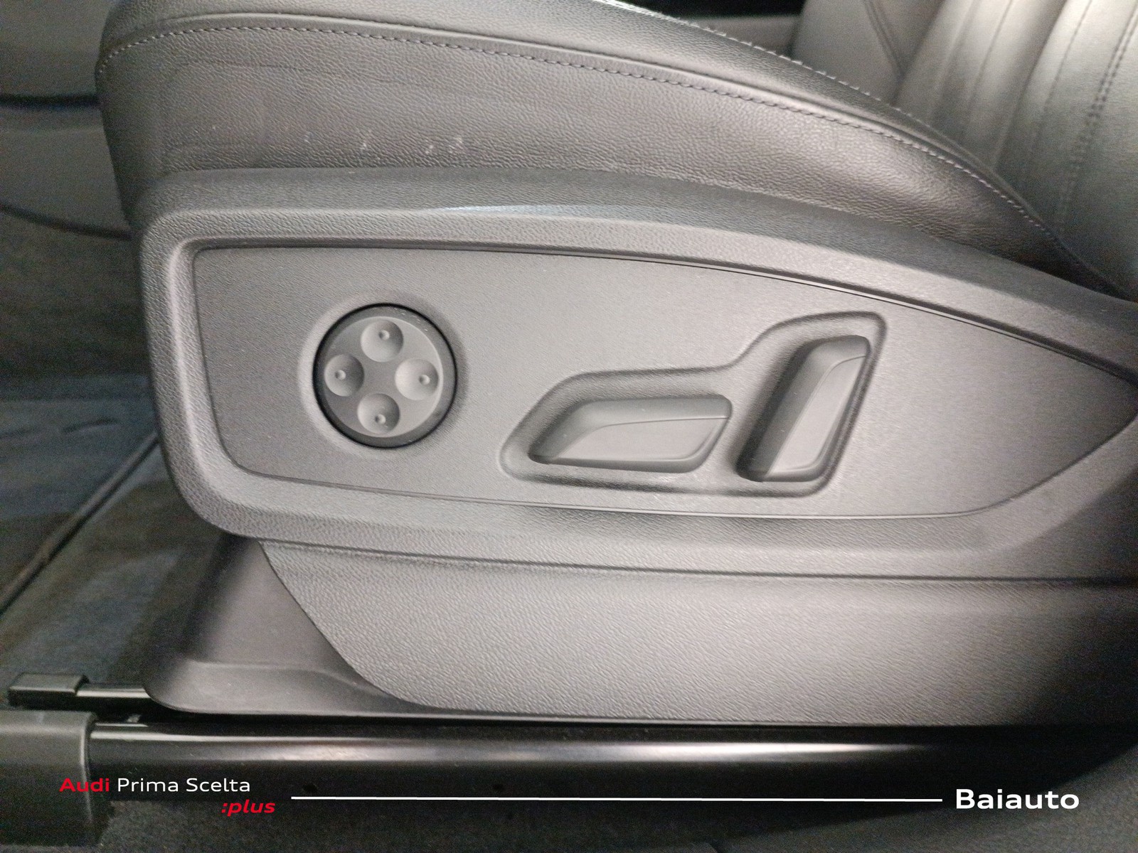 26 - Audi Q5 40 2.0 tdi mhev 12v business advanced quattro s tronic