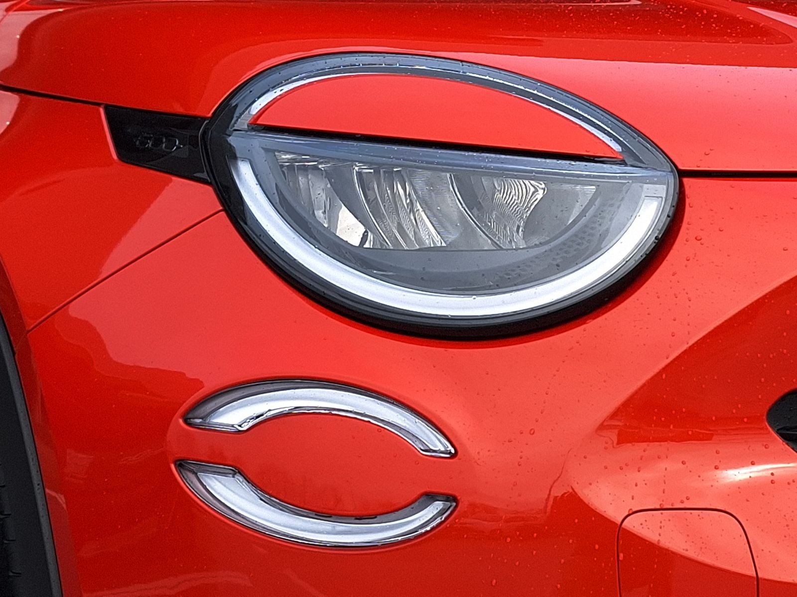 14 - Fiat 600 1.2 hybrid 145cv icon