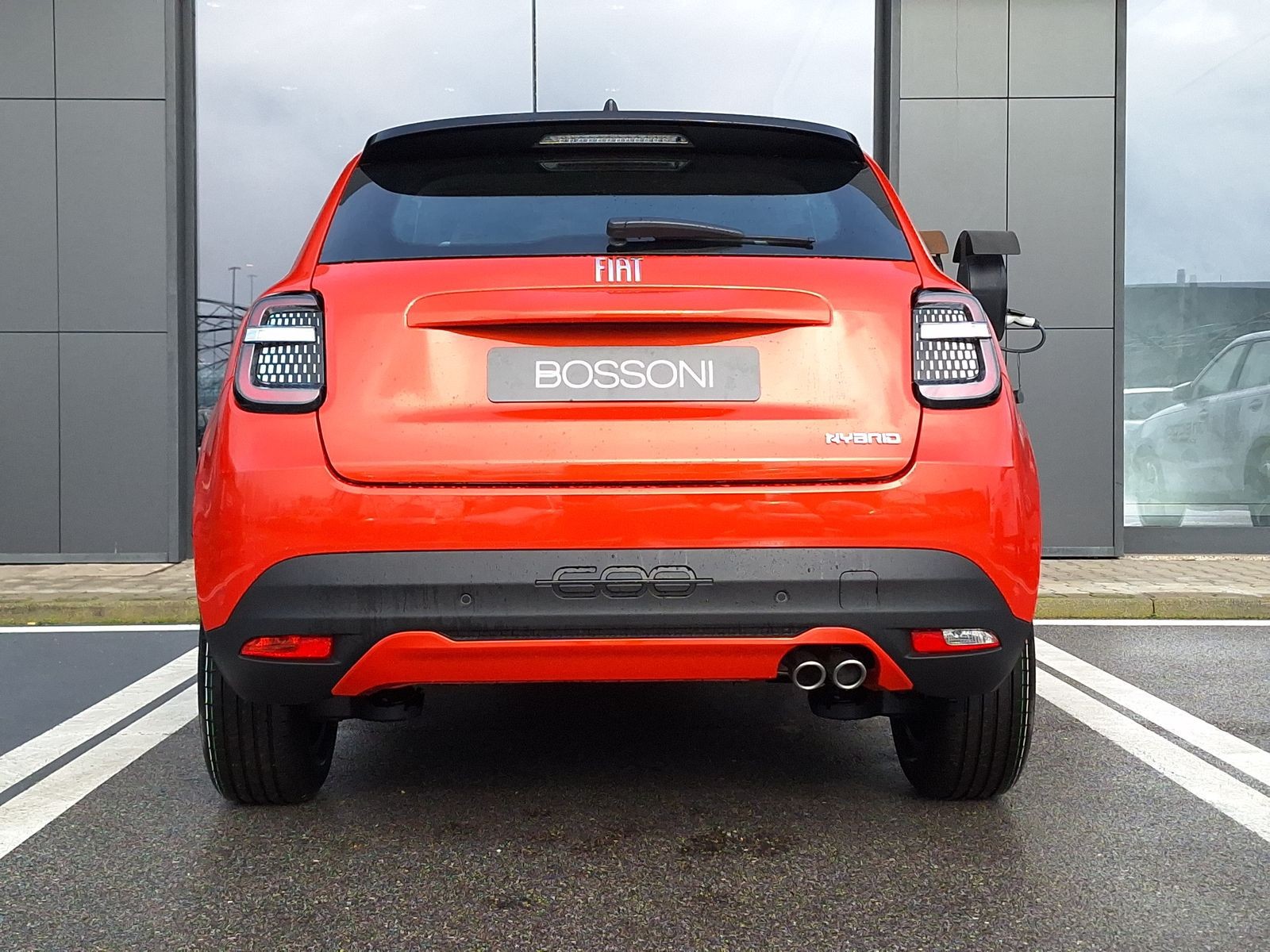 5 - Fiat 600 1.2 hybrid 145cv icon