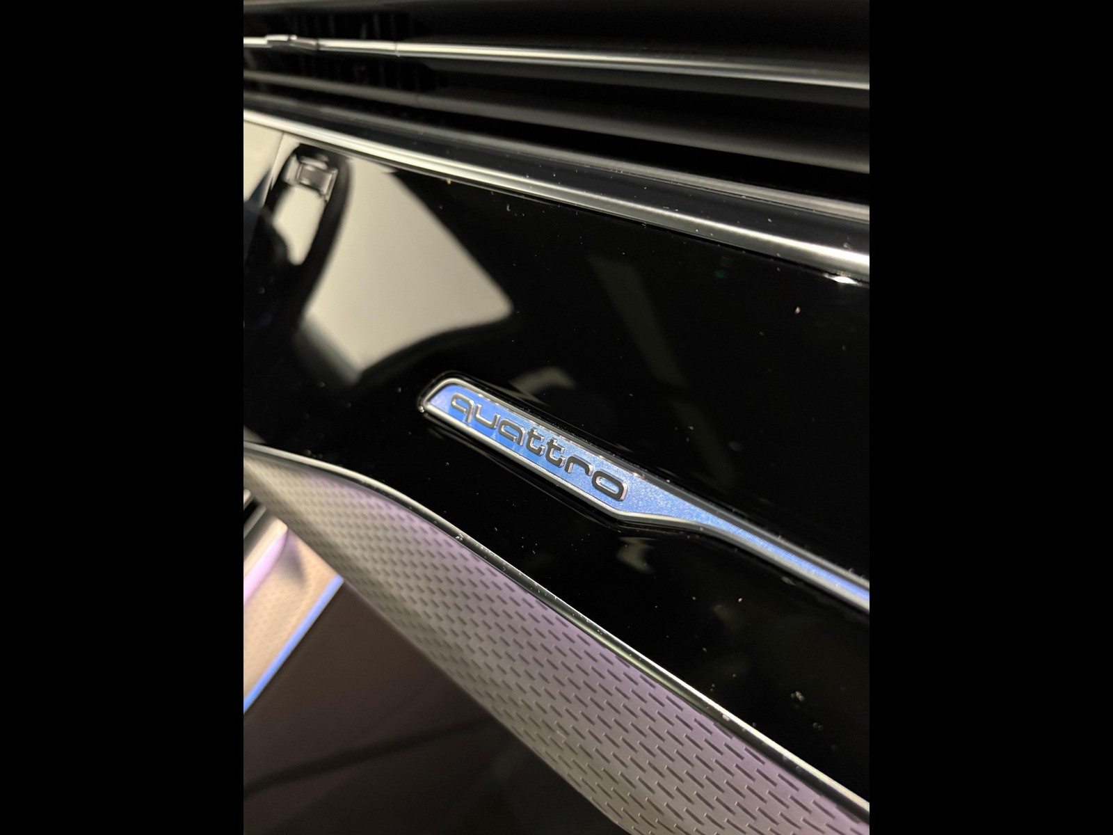 16 - Audi Q7 3.0 v6 tdi mhev 286cv s line edition quattro tiptronic 7p.ti