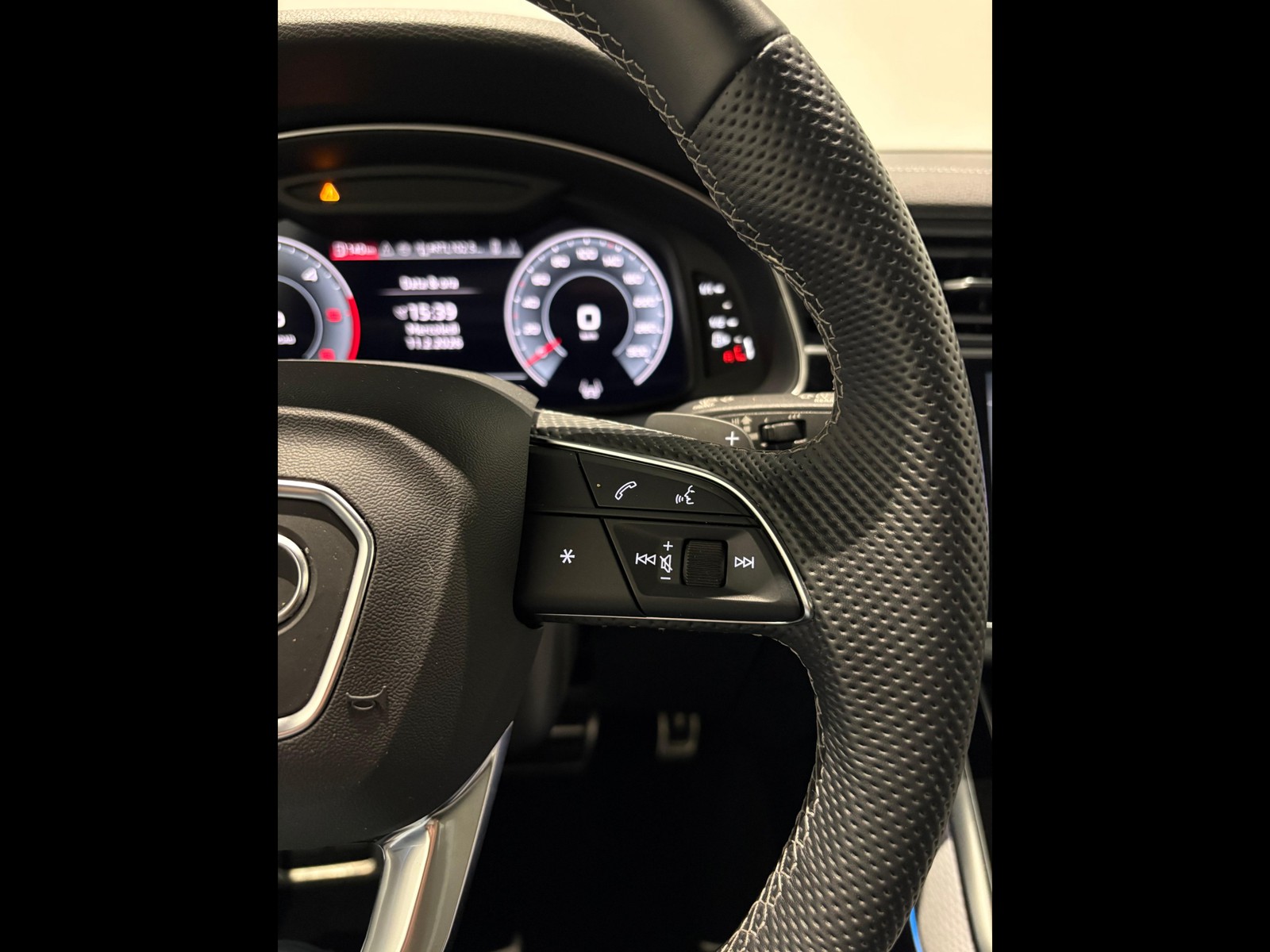 33 - Audi Q7 3.0 v6 tdi mhev 286cv s line edition quattro tiptronic 7p.ti