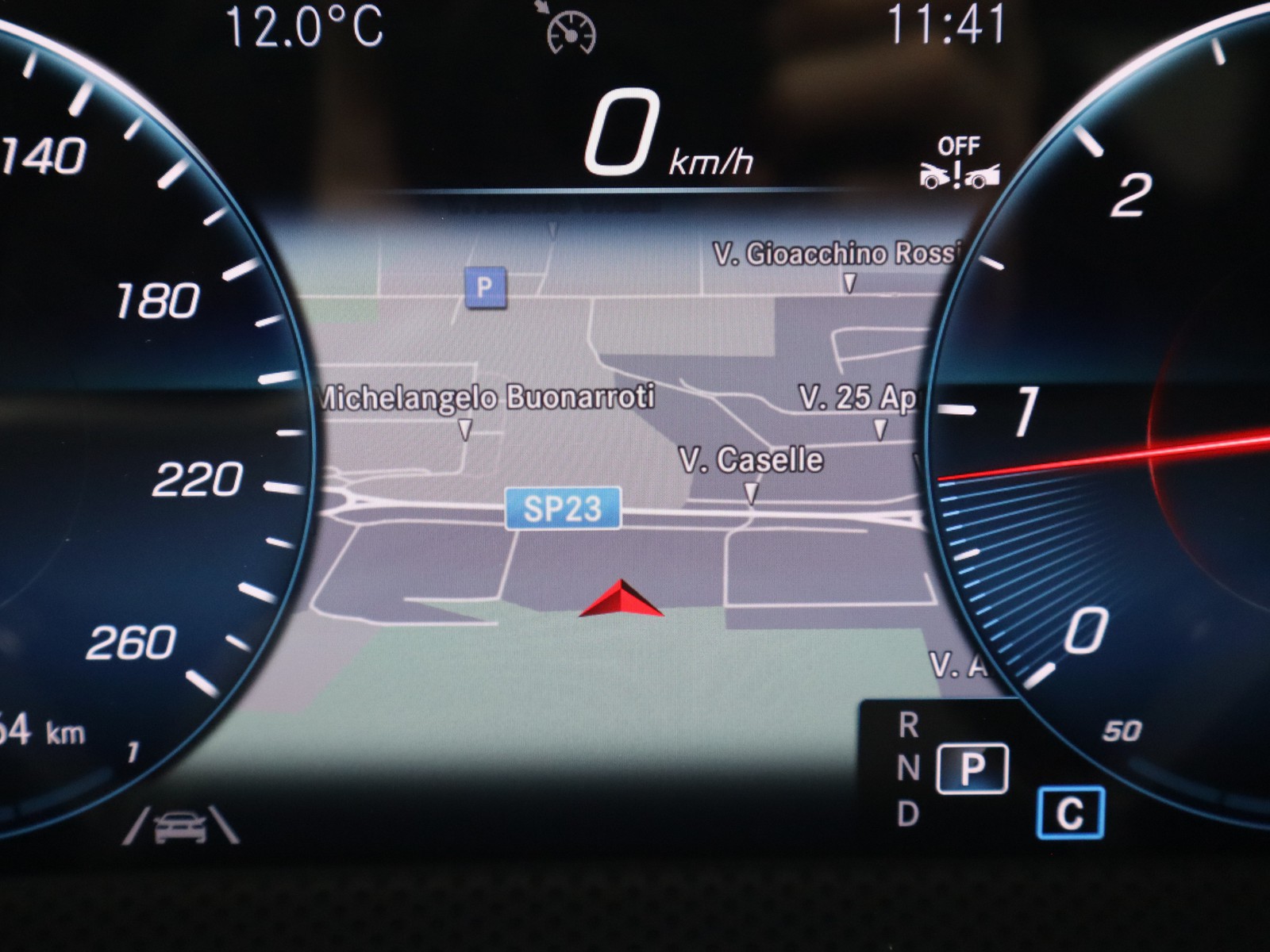 16 - Mercedes CLA shooting brake 200 d premium 8g-dct