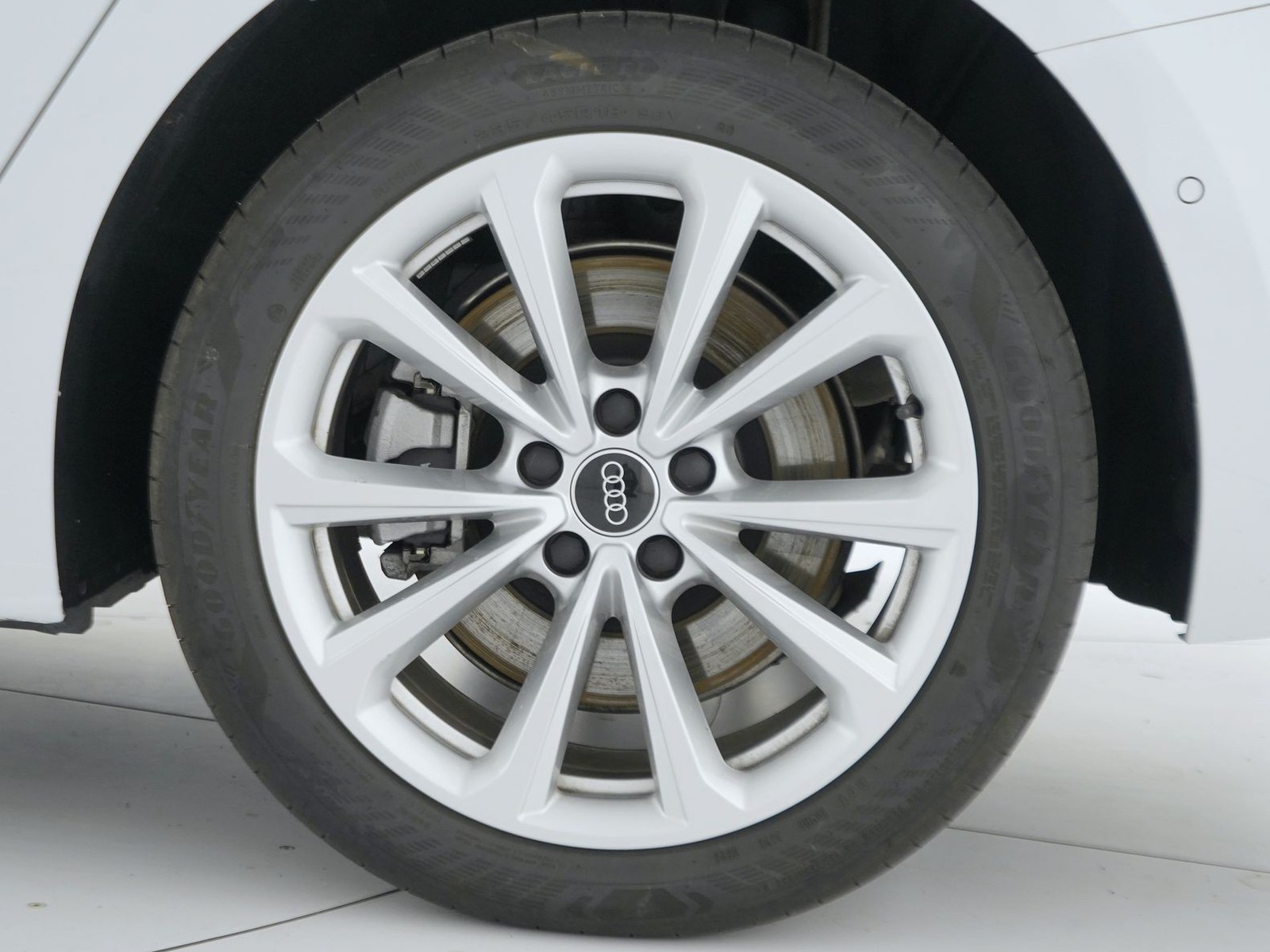 12 - Audi A5 avant 2.0 tdi mhev+ 204cv business advanced