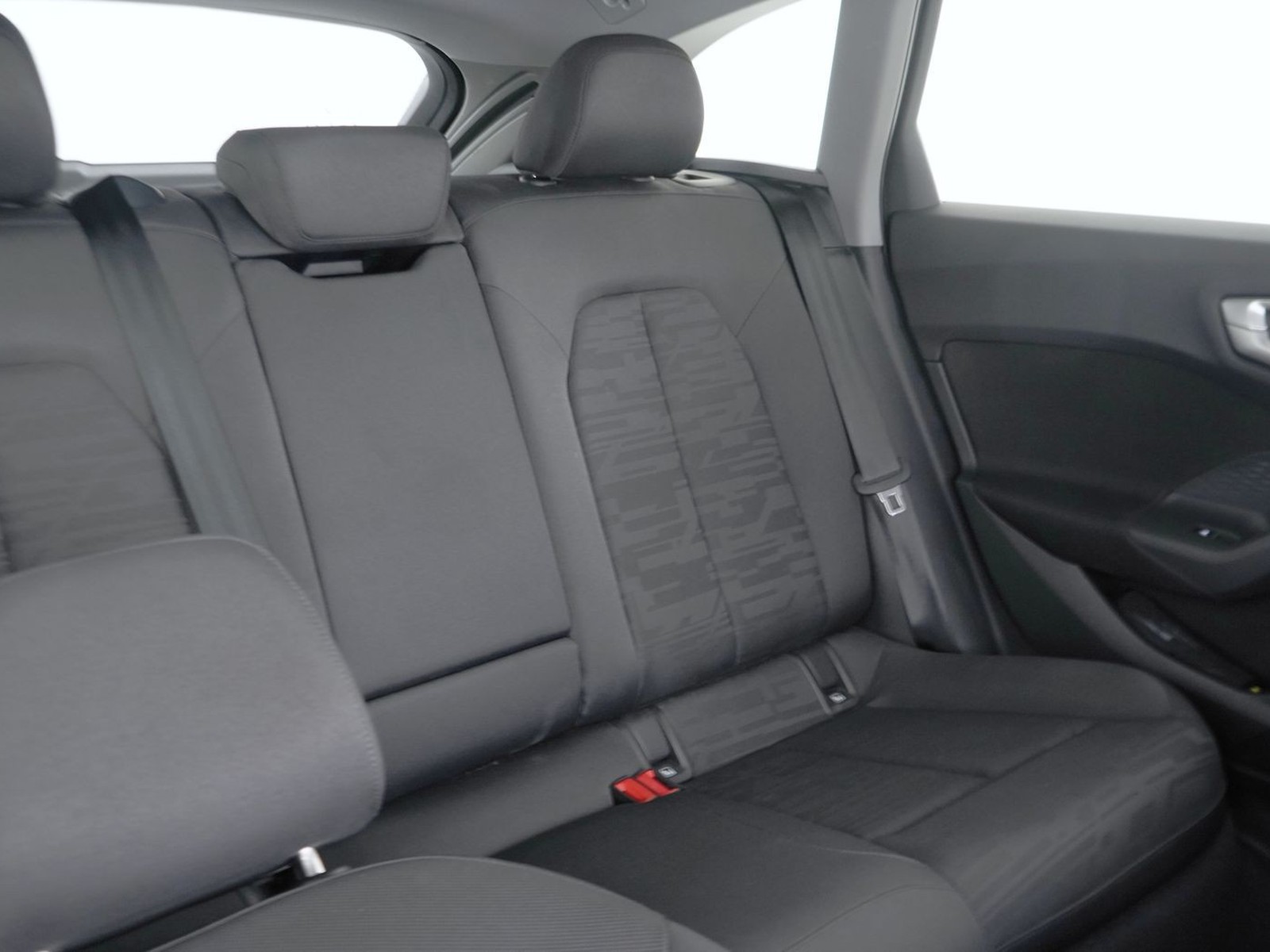 21 - Audi A5 avant 2.0 tdi mhev+ 204cv business advanced