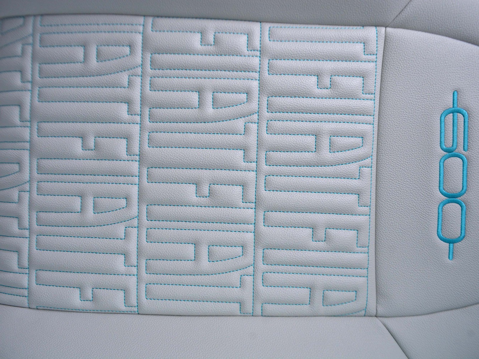 9 - Fiat 600 1.2 hybrid 110cv la prima ii edct