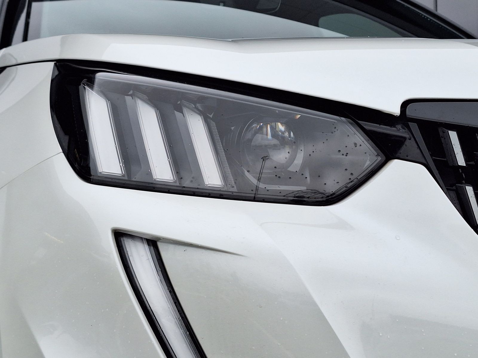 14 - Peugeot 2008 1.2 puretech 130cv gt line s&s