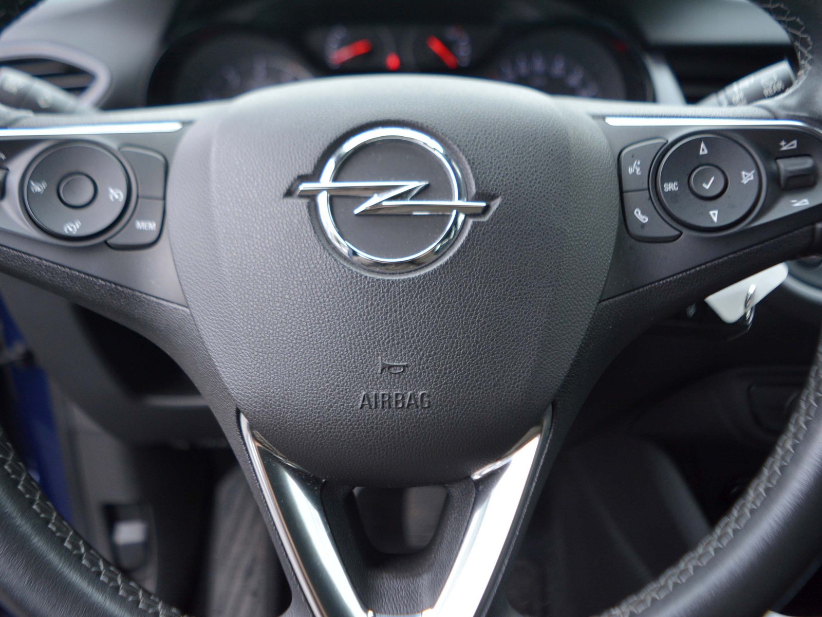 16 - Opel Crossland 1.2 110cv edition s&s