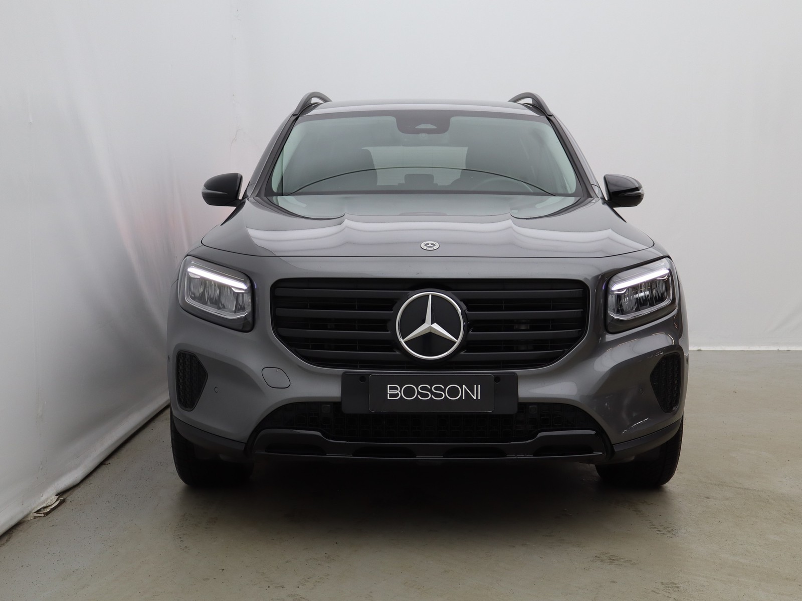2 - Mercedes GLB 200 d progressive advanced plus 4matic 8g-dct