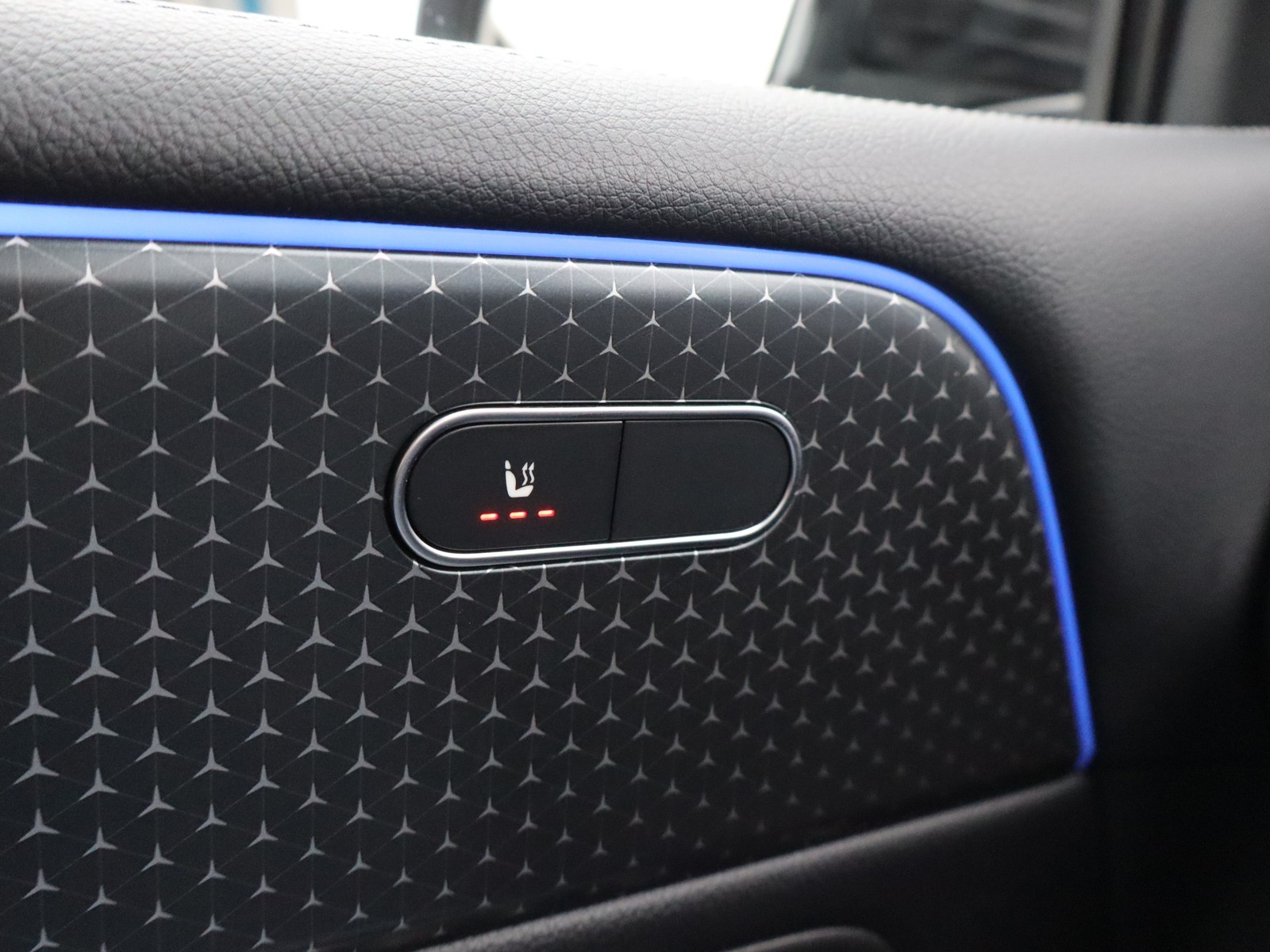 15 - Mercedes GLB 200 d progressive advanced plus 4matic 8g-dct