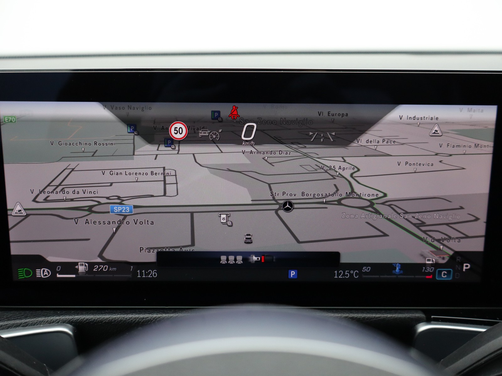 16 - Mercedes GLB 200 d progressive advanced plus 4matic 8g-dct