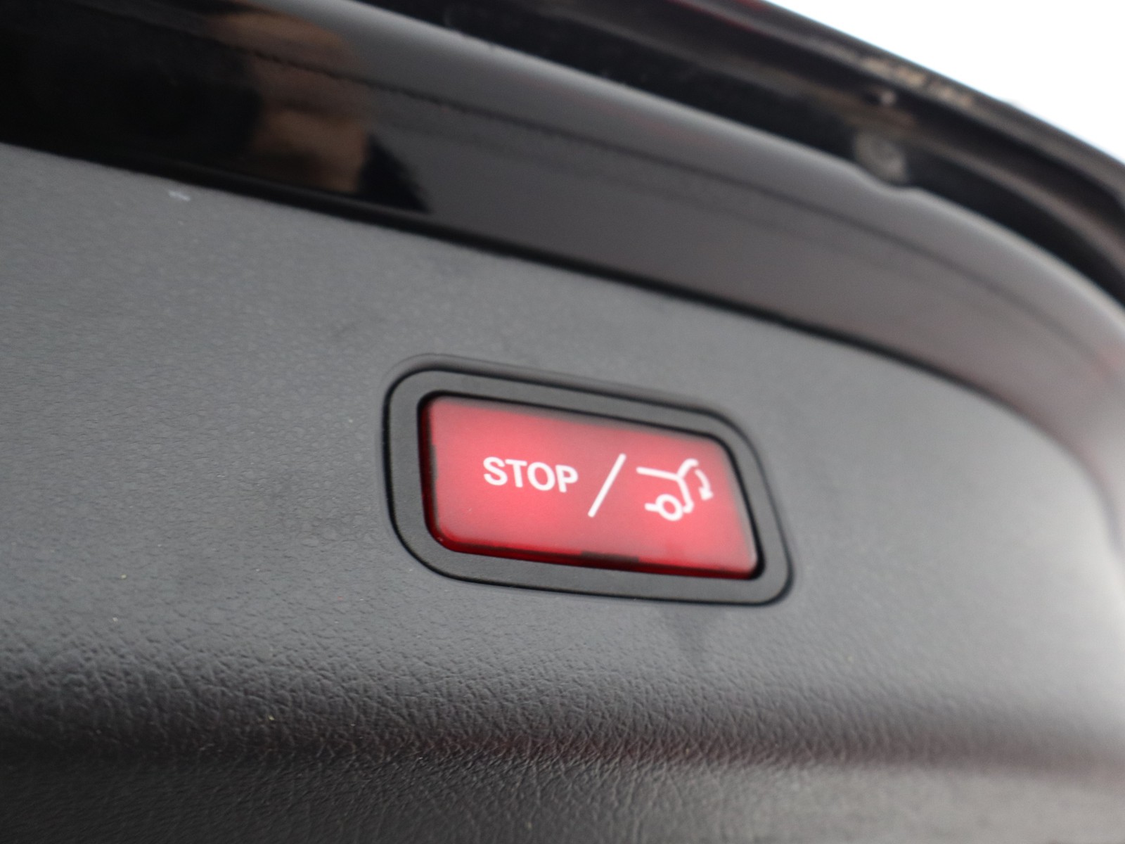 17 - Mercedes GLC suv 220 d amg advanced 4matic 9g-tronic