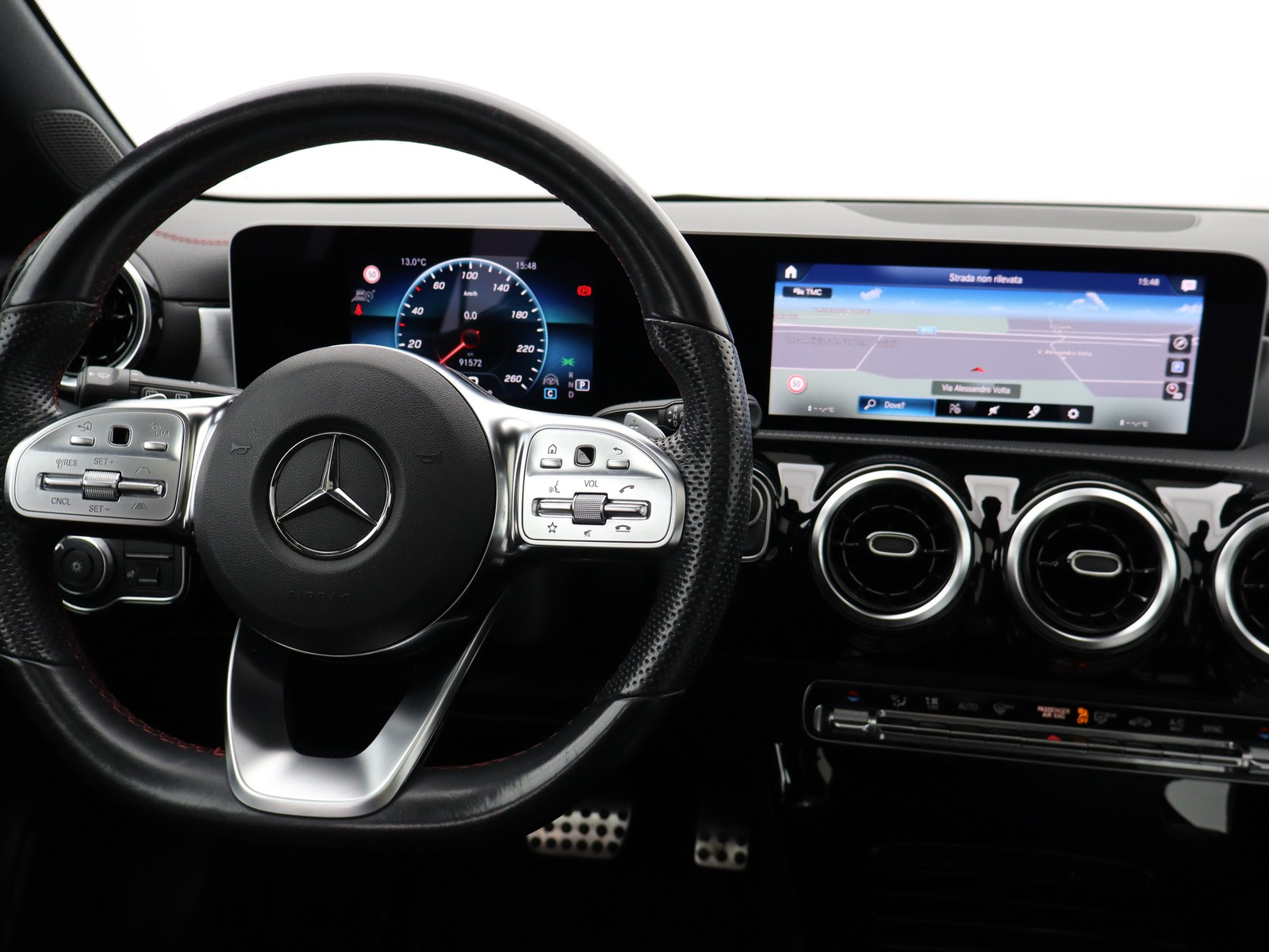 12 - Mercedes CLA shooting brake 200 d premium 8g-dct