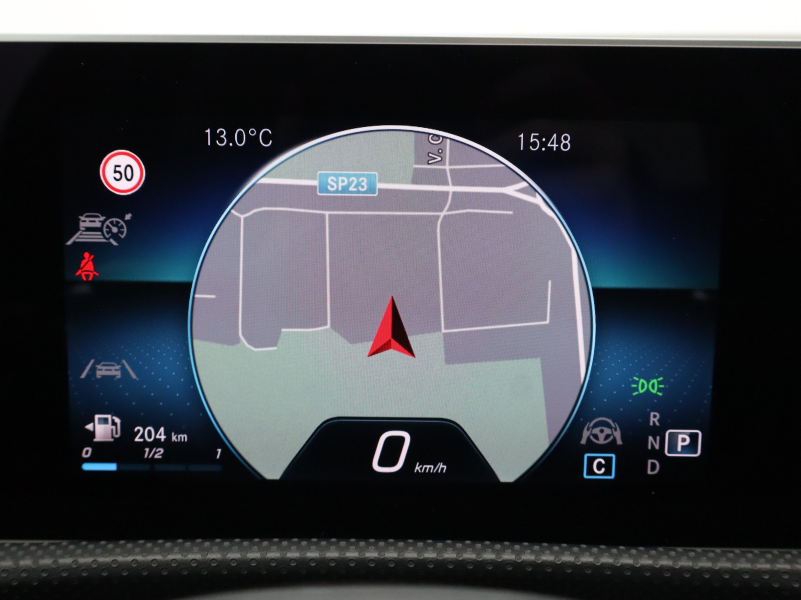 15 - Mercedes CLA shooting brake 200 d premium 8g-dct