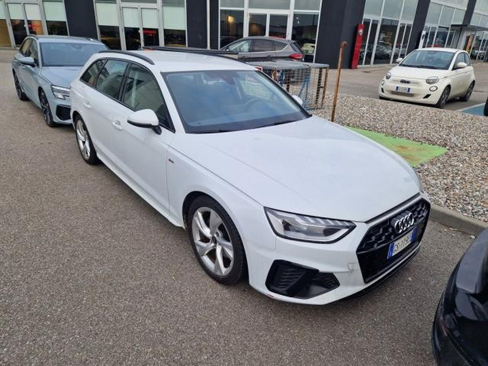2 - Audi A4 avant 35 2.0 tdi mhev 163cv s line edition s tronic