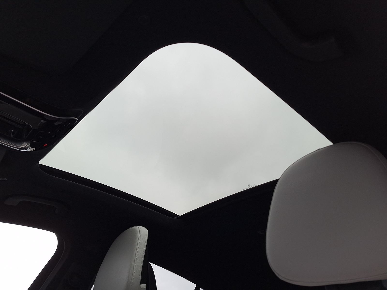 22 - Mercedes GLC coupe 300 d amg line premium 4matic 9g-tronic