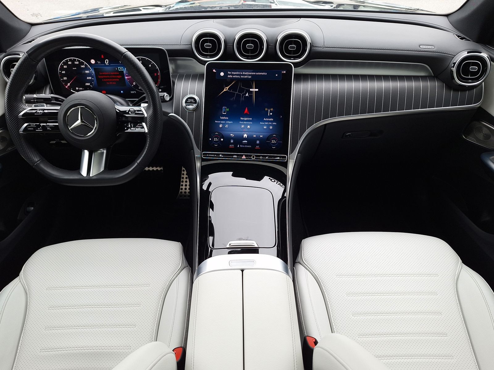 8 - Mercedes GLC coupe 300 d amg line premium 4matic 9g-tronic