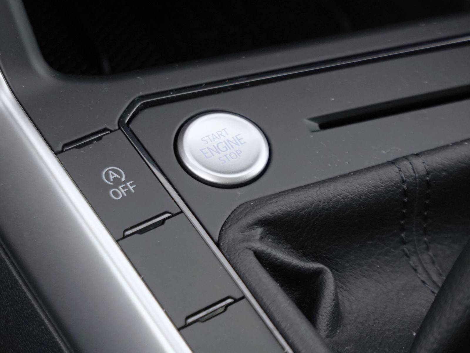 23 - Volkswagen Taigo 1.0 tsi 115cv edition plus