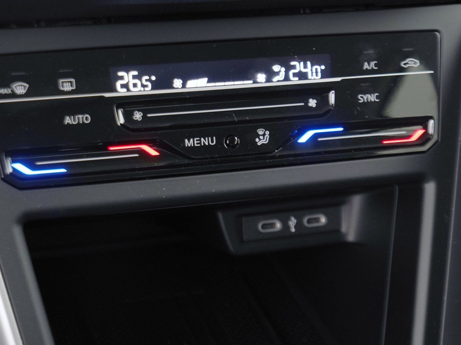 24 - Volkswagen Taigo 1.0 tsi 115cv edition plus