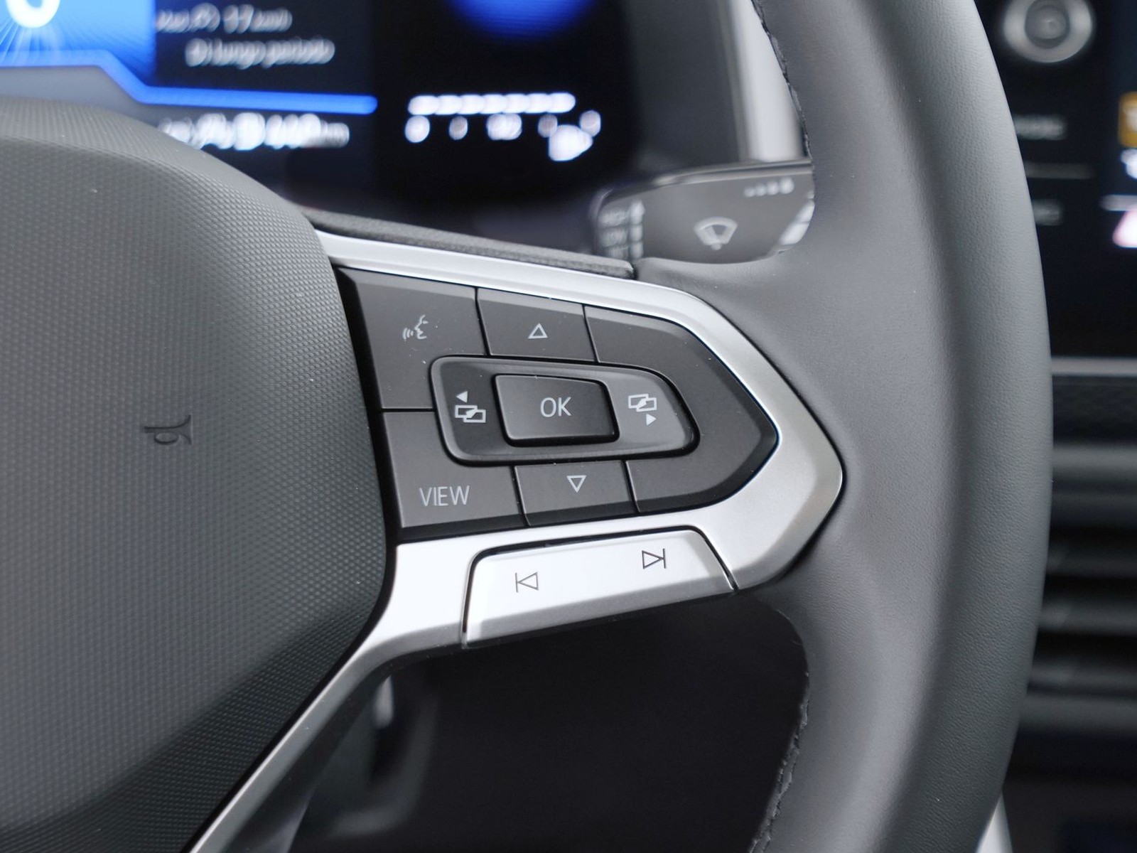 26 - Volkswagen Taigo 1.0 tsi 115cv edition plus