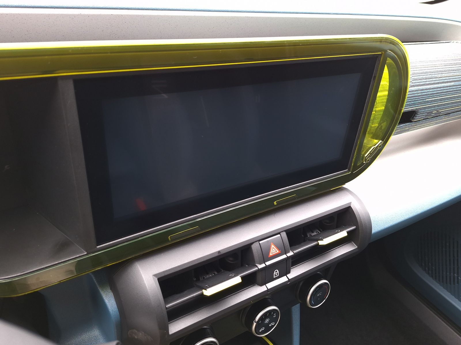 16 - Fiat Grande Panda 1.2 hybrid 110cv icon