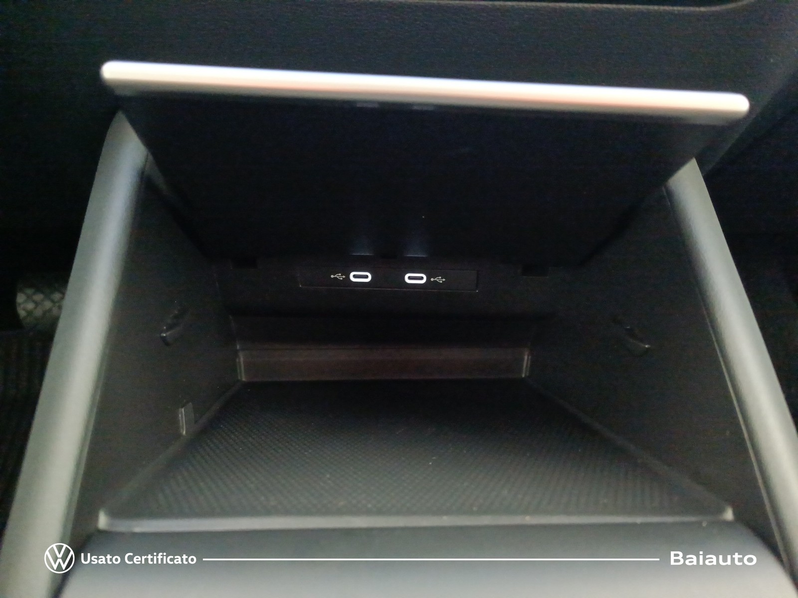 12 - Volkswagen Tiguan 1.5 etsi act 130cv life dsg