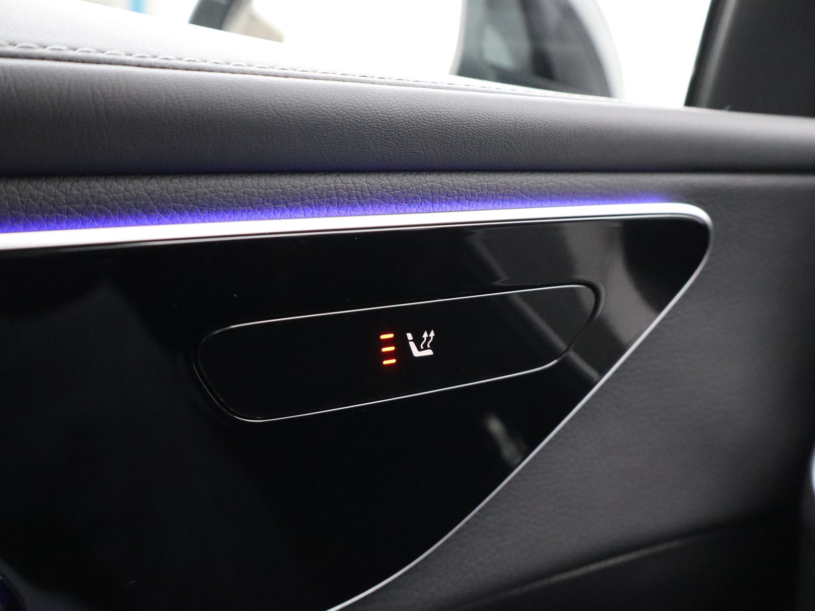 14 - Mercedes GLC coupe 220 d amg line advanced 4matic 9g-tronic