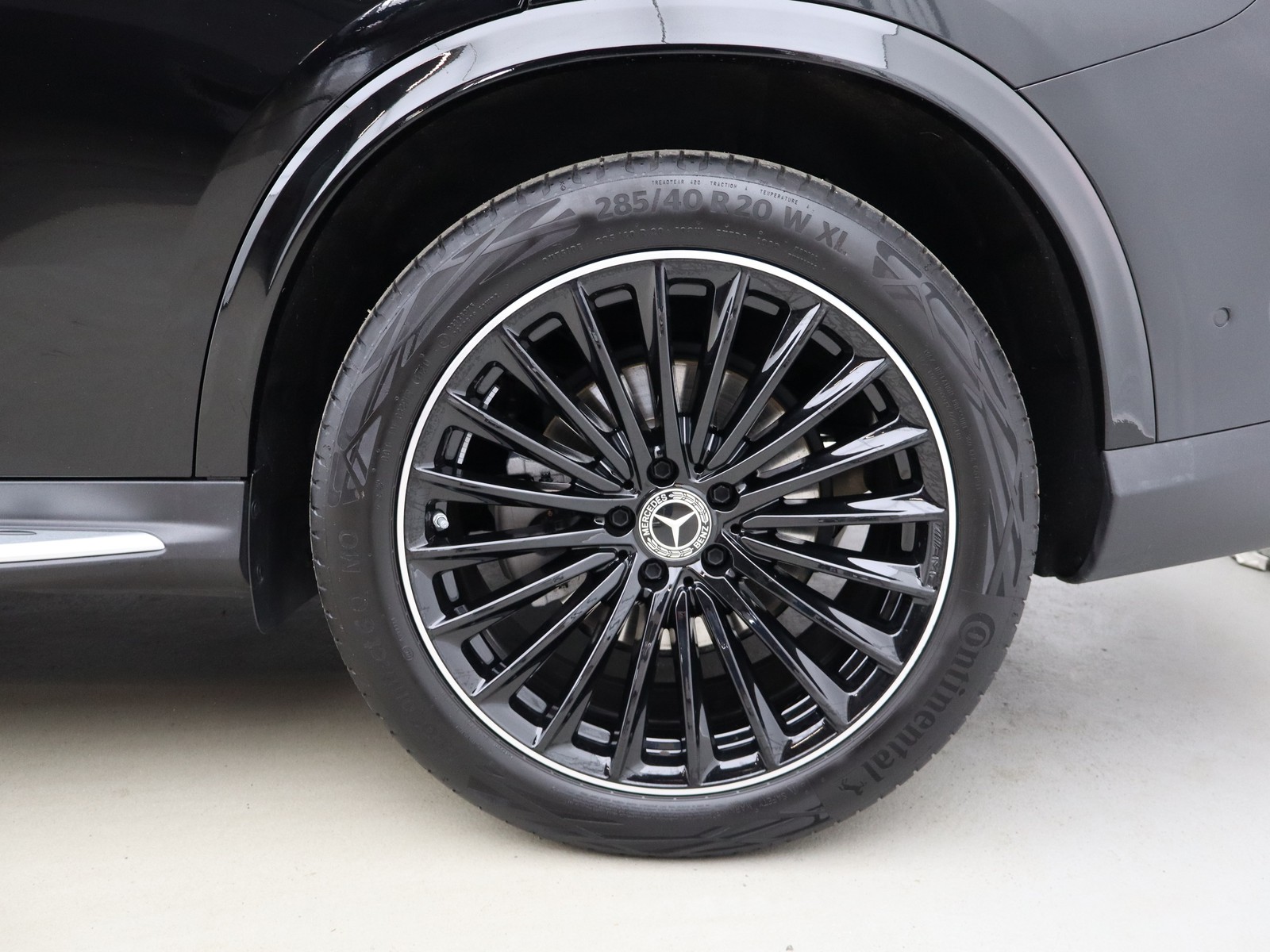 4 - Mercedes GLC coupe 220 d amg line advanced 4matic 9g-tronic