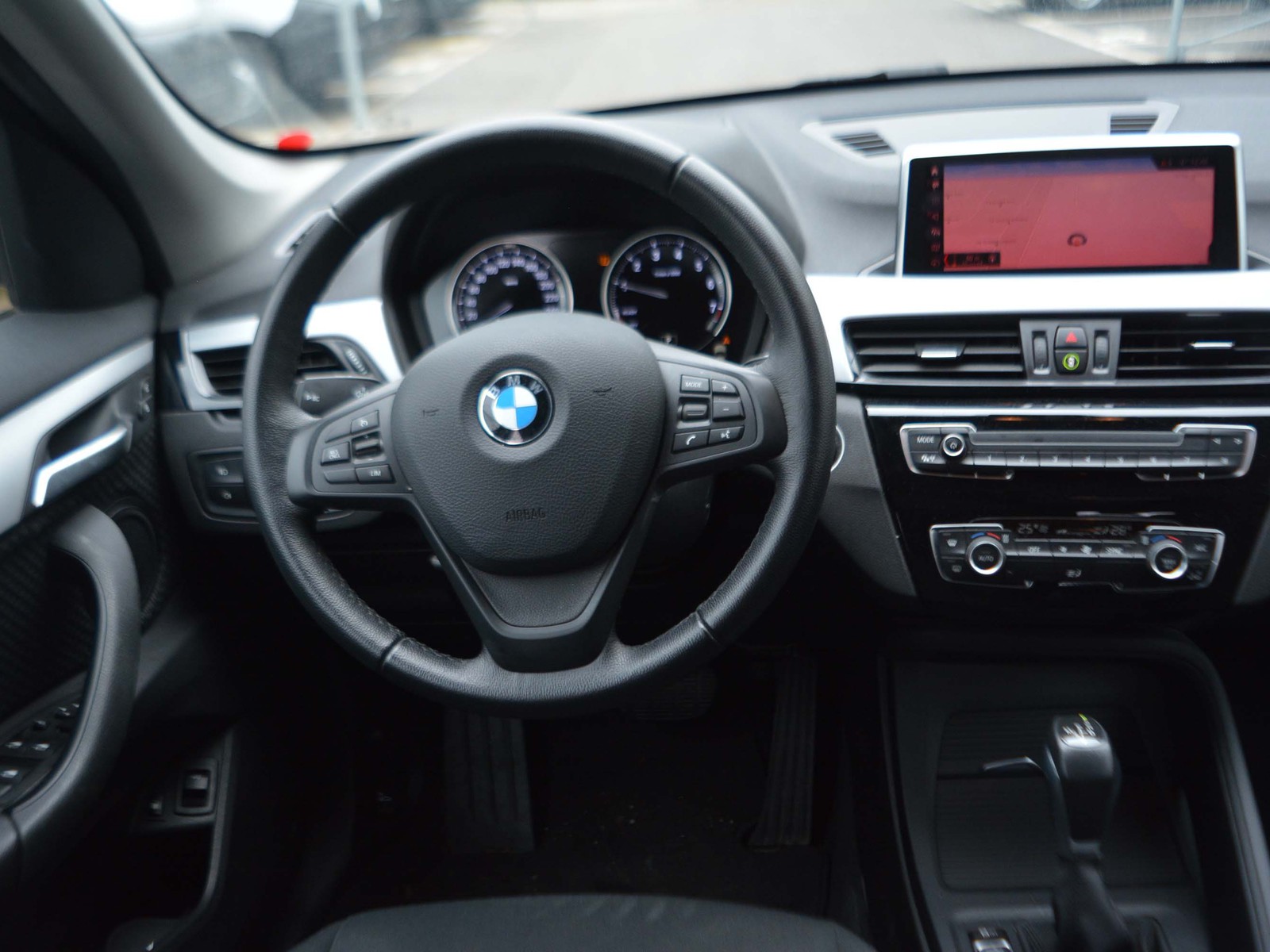 9 - BMW X1 25e xdrive business advantage steptronic