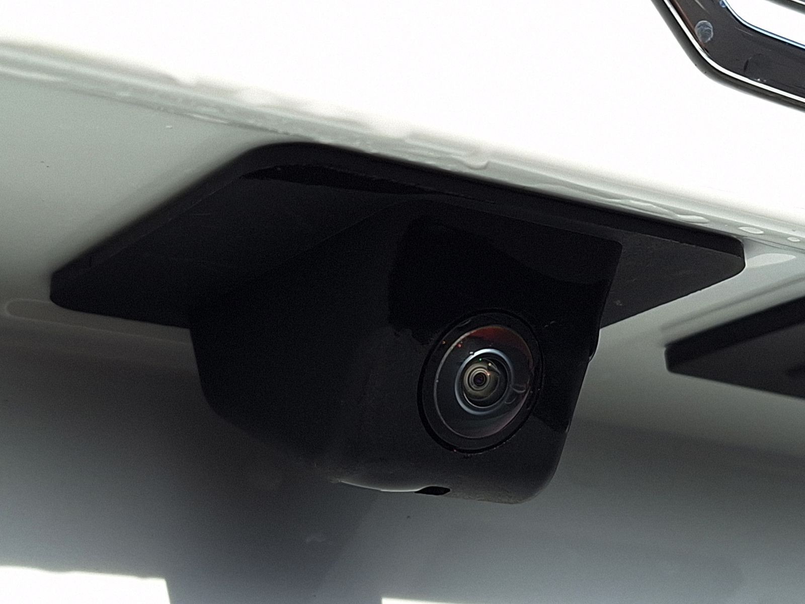 22 - Mg ZS 1.5 hybrid+ luxury auto