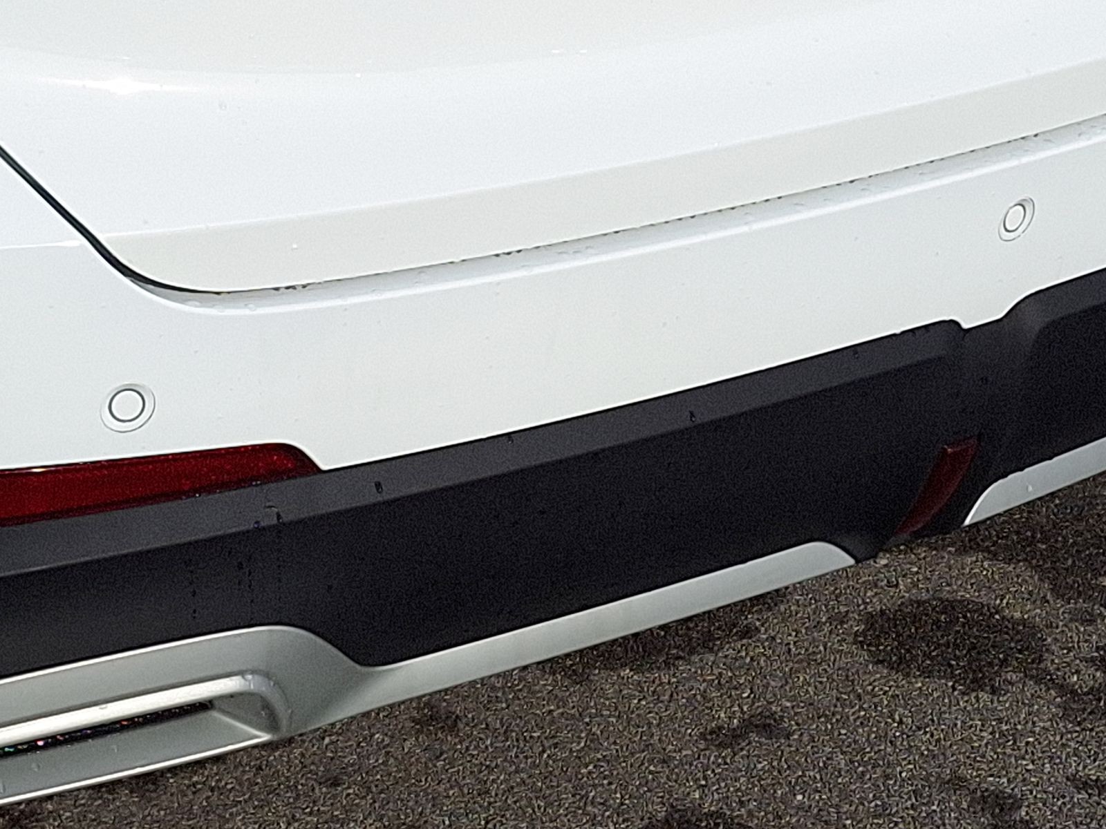 23 - Mg ZS 1.5 hybrid+ luxury auto