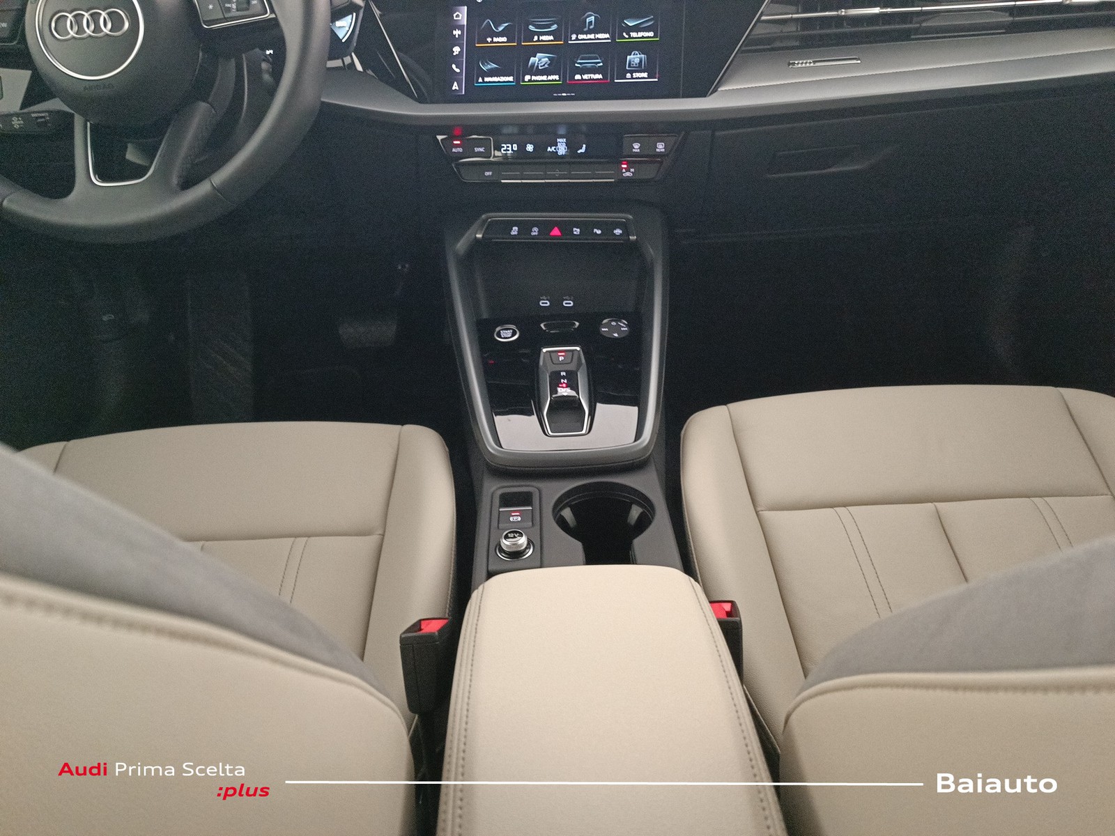 14 - Audi A3 allstreet 2.0 tdi 150cv business s tronic