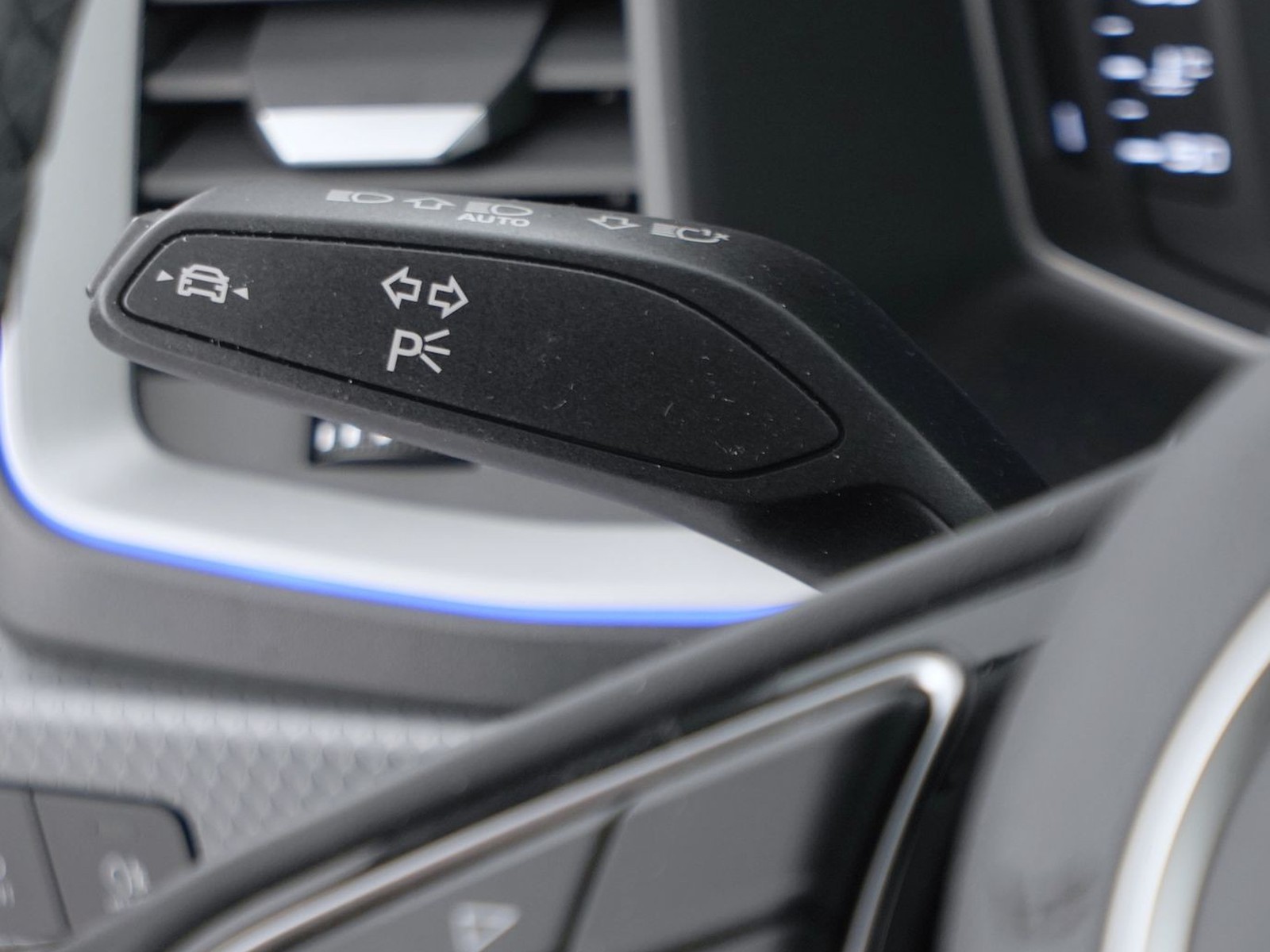 26 - Audi A1 allstreet 30 1.0 tfsi 116cv identity contrast s tronic