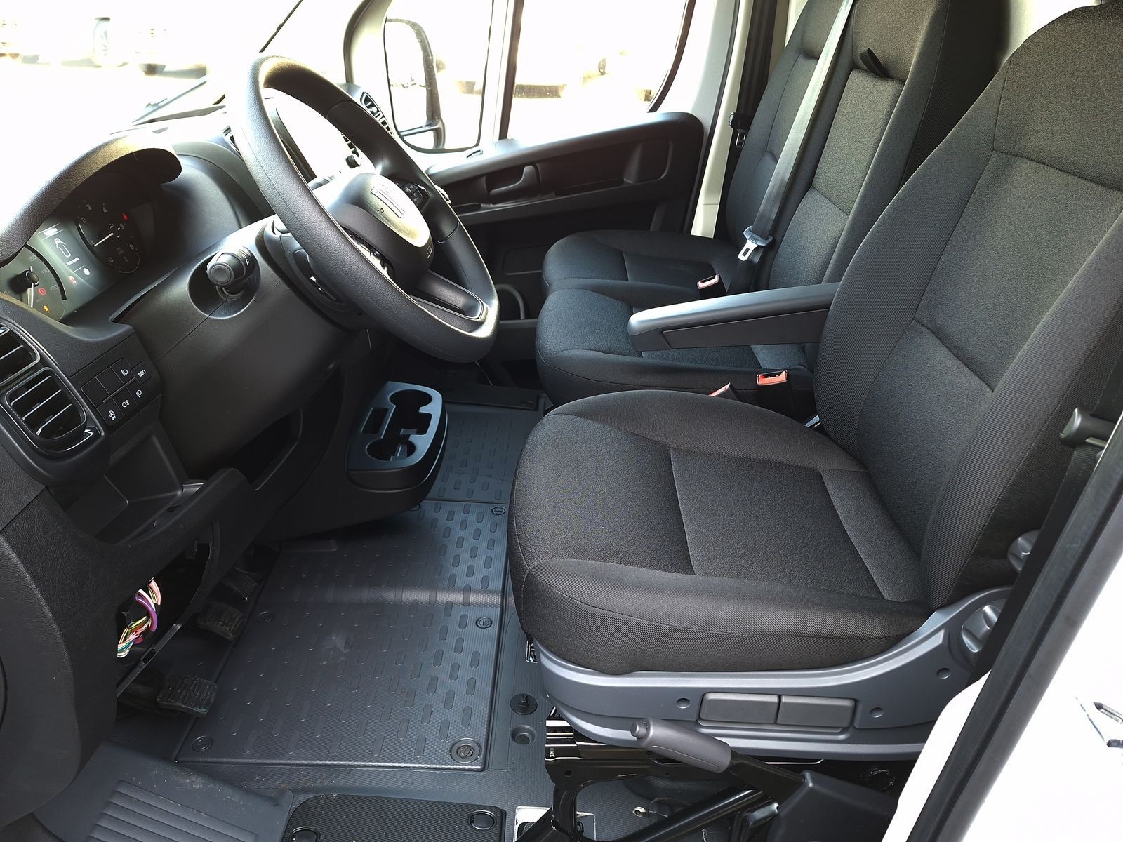 12 - Fiat Professional Ducato Furgone LastratoL2h2 35 2.2 Diesel 140 Cv Manuale