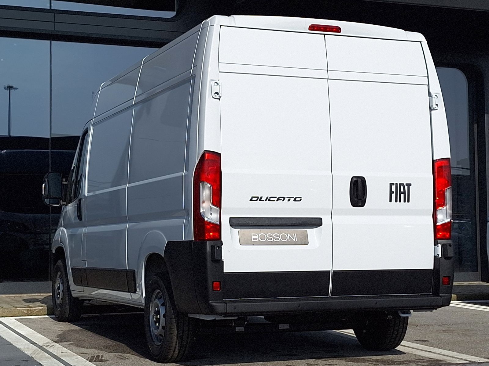 8 - Fiat Professional Ducato Furgone LastratoL2h2 35 2.2 Diesel 140 Cv Manuale