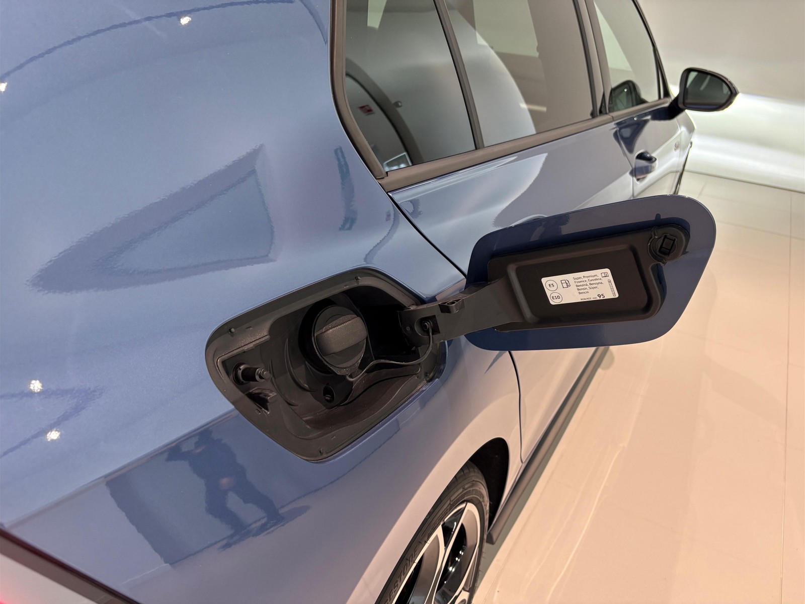 35 - Volkswagen Golf 2.0 tsi 265cv gti dsg