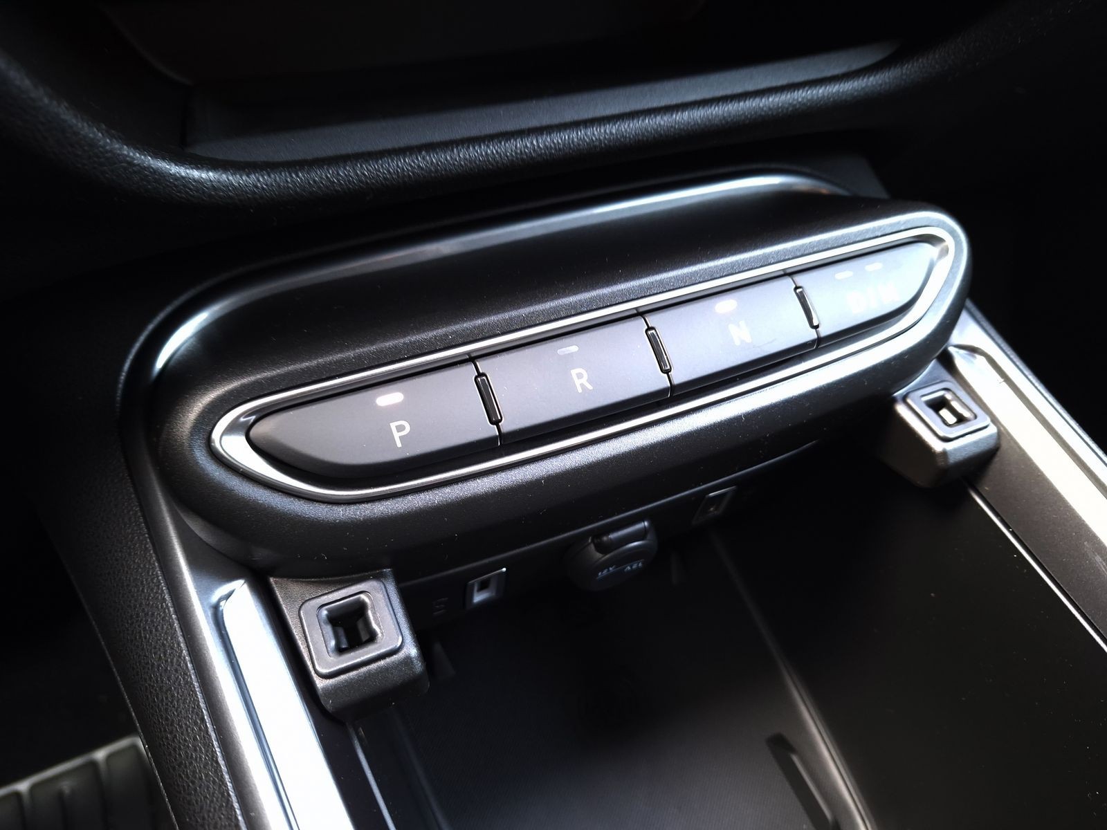 18 - Fiat 600 1.2 hybrid 110cv sport edizione milano cortina 2026 edct