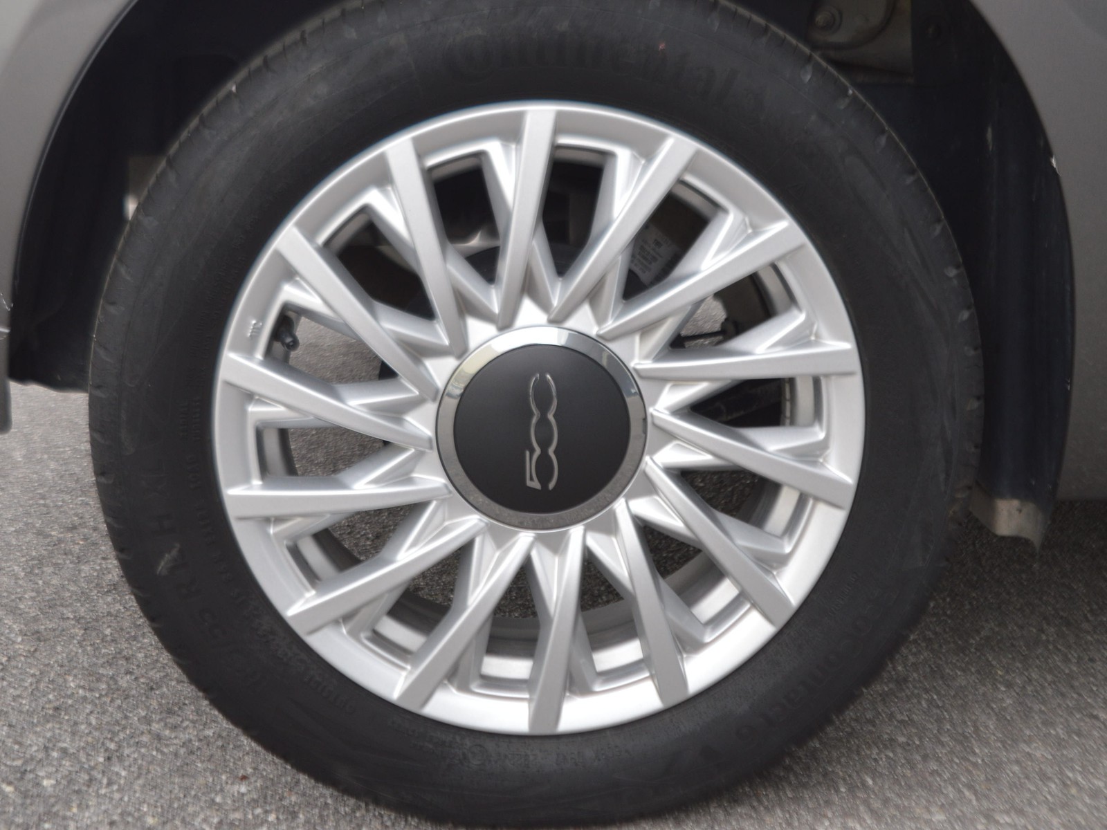 15 - Fiat 500 1.0 firefly hybrid 70cv dolcevita