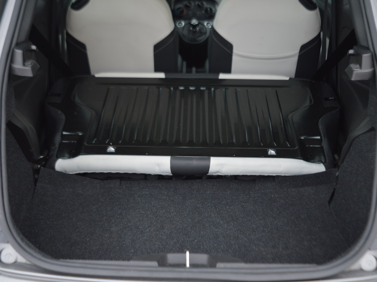 18 - Fiat 500 1.0 firefly hybrid 70cv dolcevita