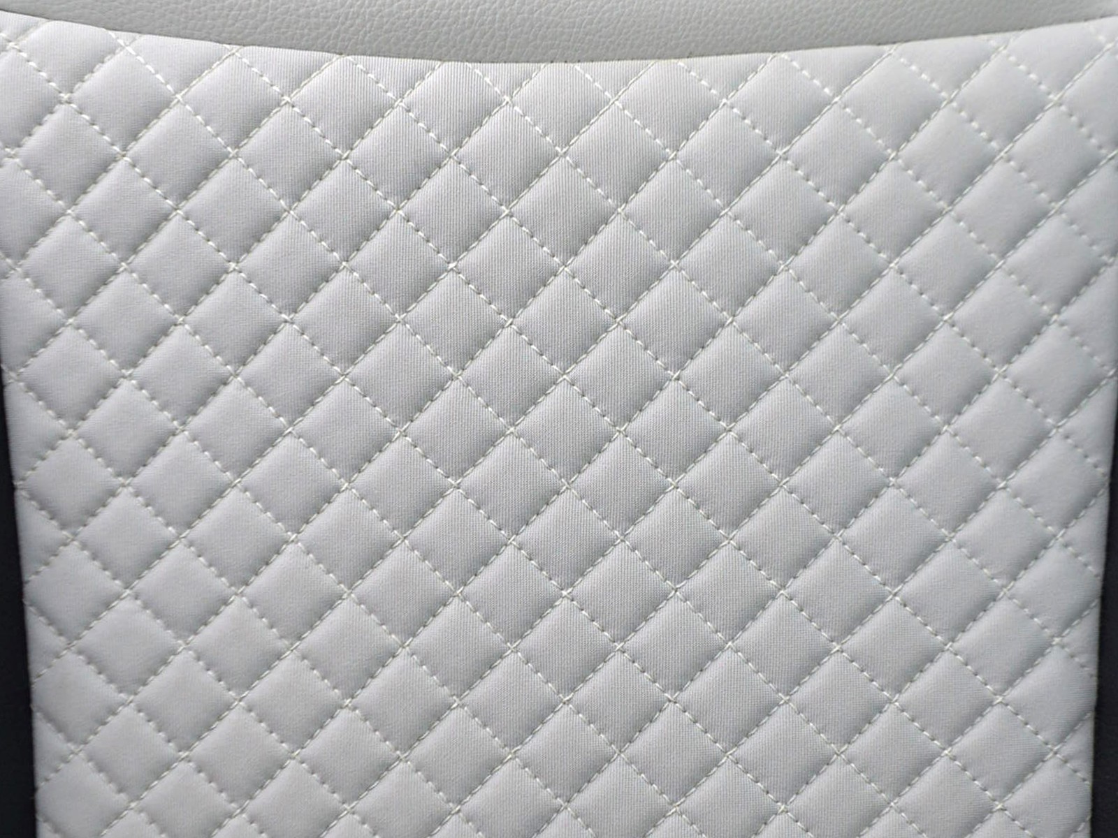 6 - Fiat 500 1.0 firefly hybrid 70cv dolcevita