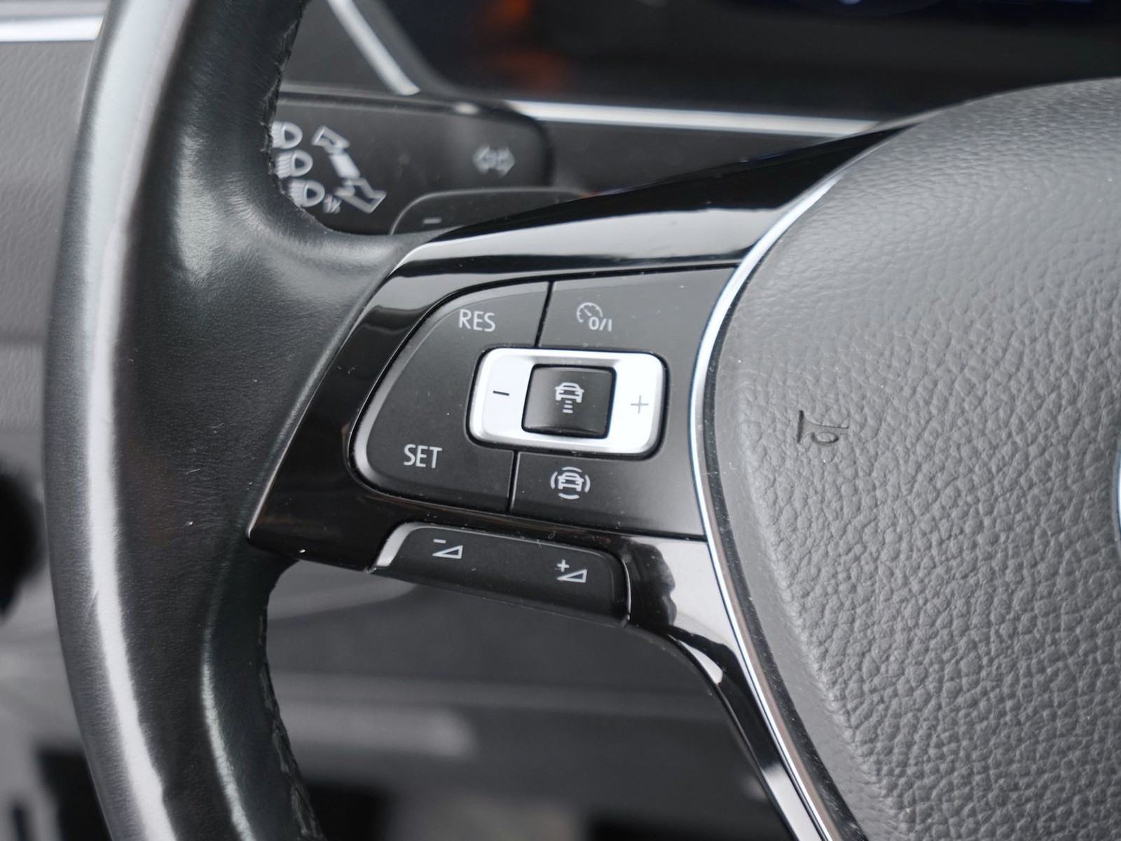 26 - Volkswagen Tiguan allspace 2.0 tdi scr 150cv advanced dsg 7p.ti