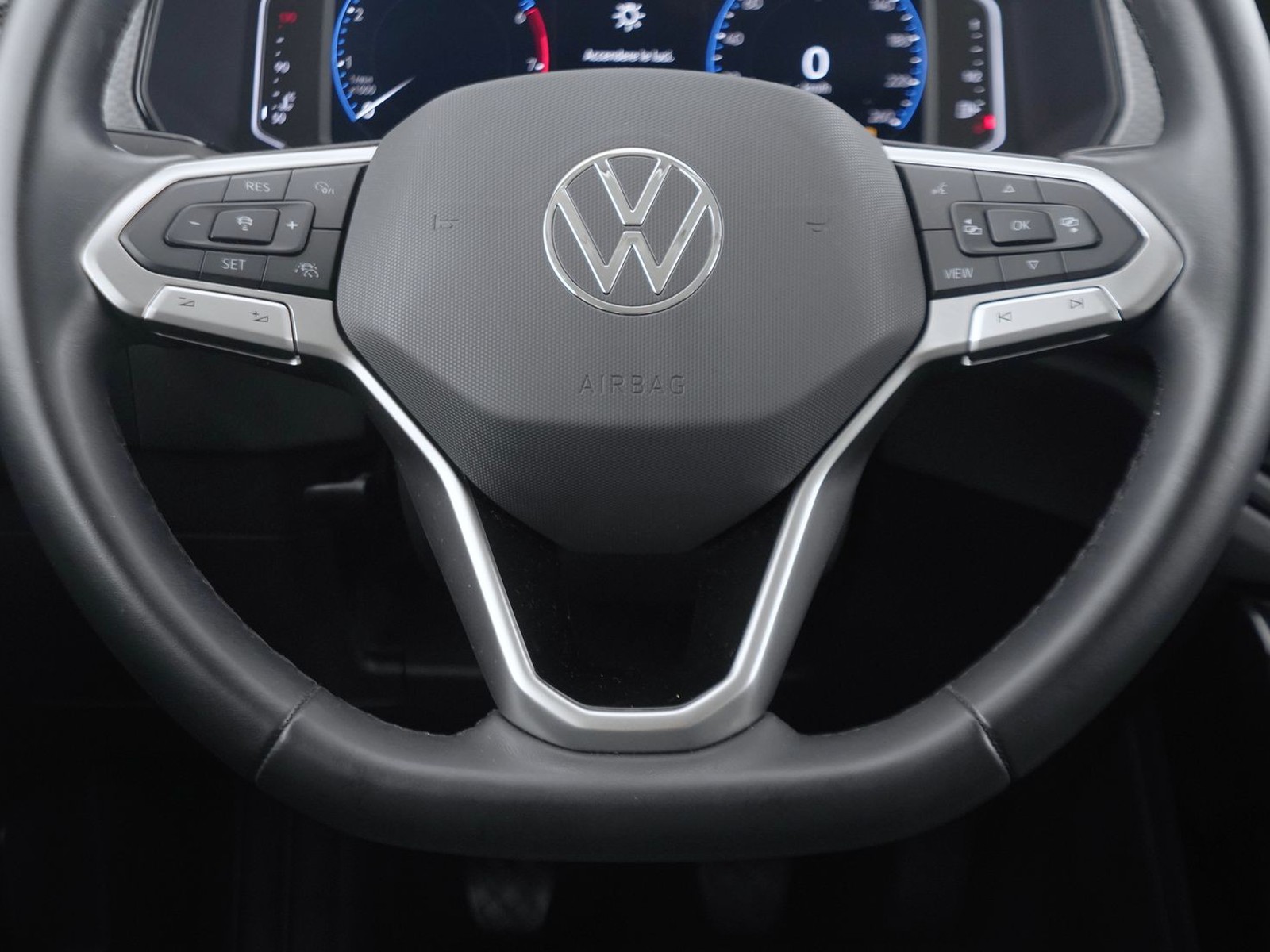 15 - Volkswagen T-Cross 1.0 tsi 95cv edition plus