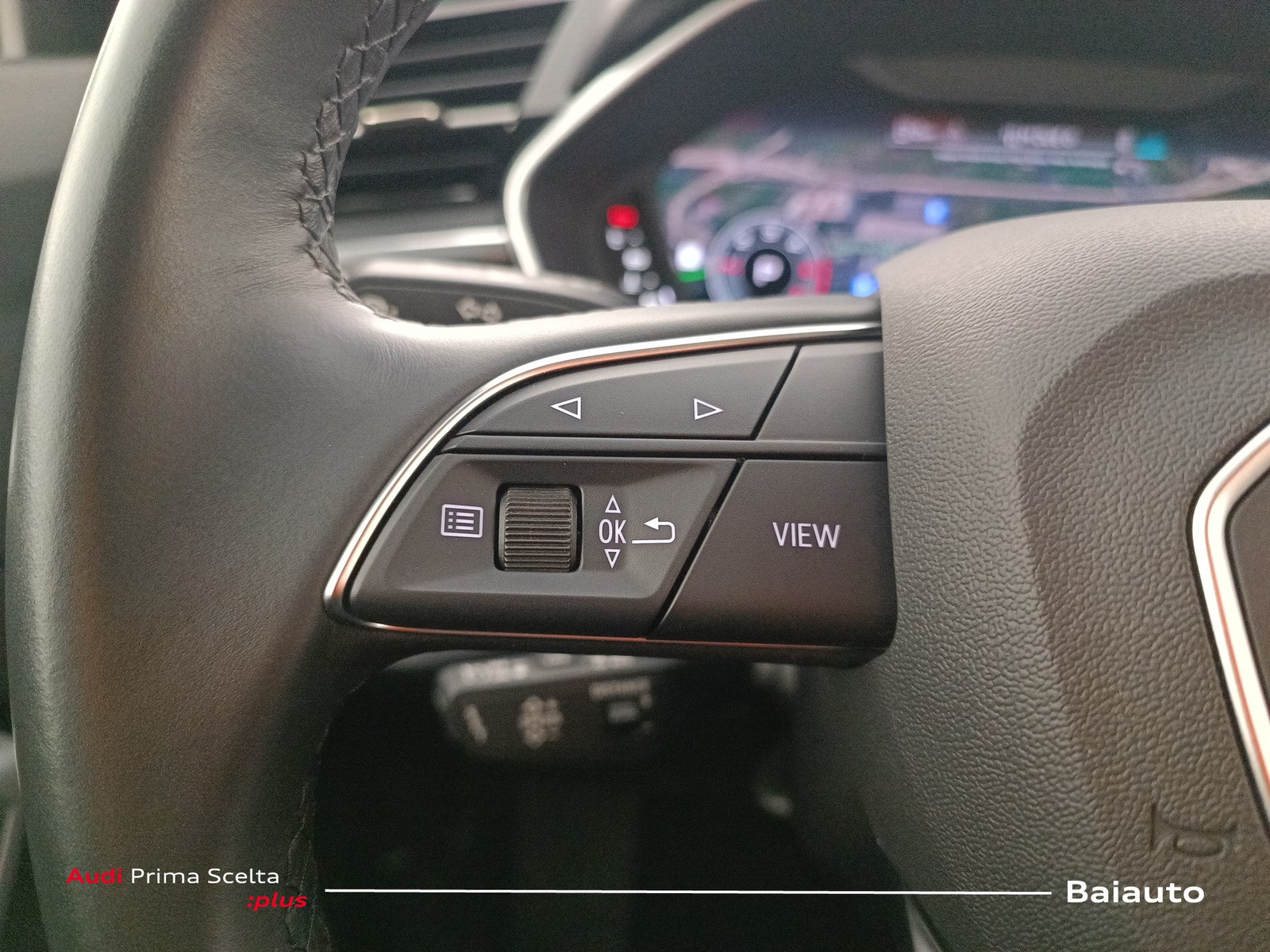 16 - Audi Q3 35 2.0 tdi business advanced s tronic